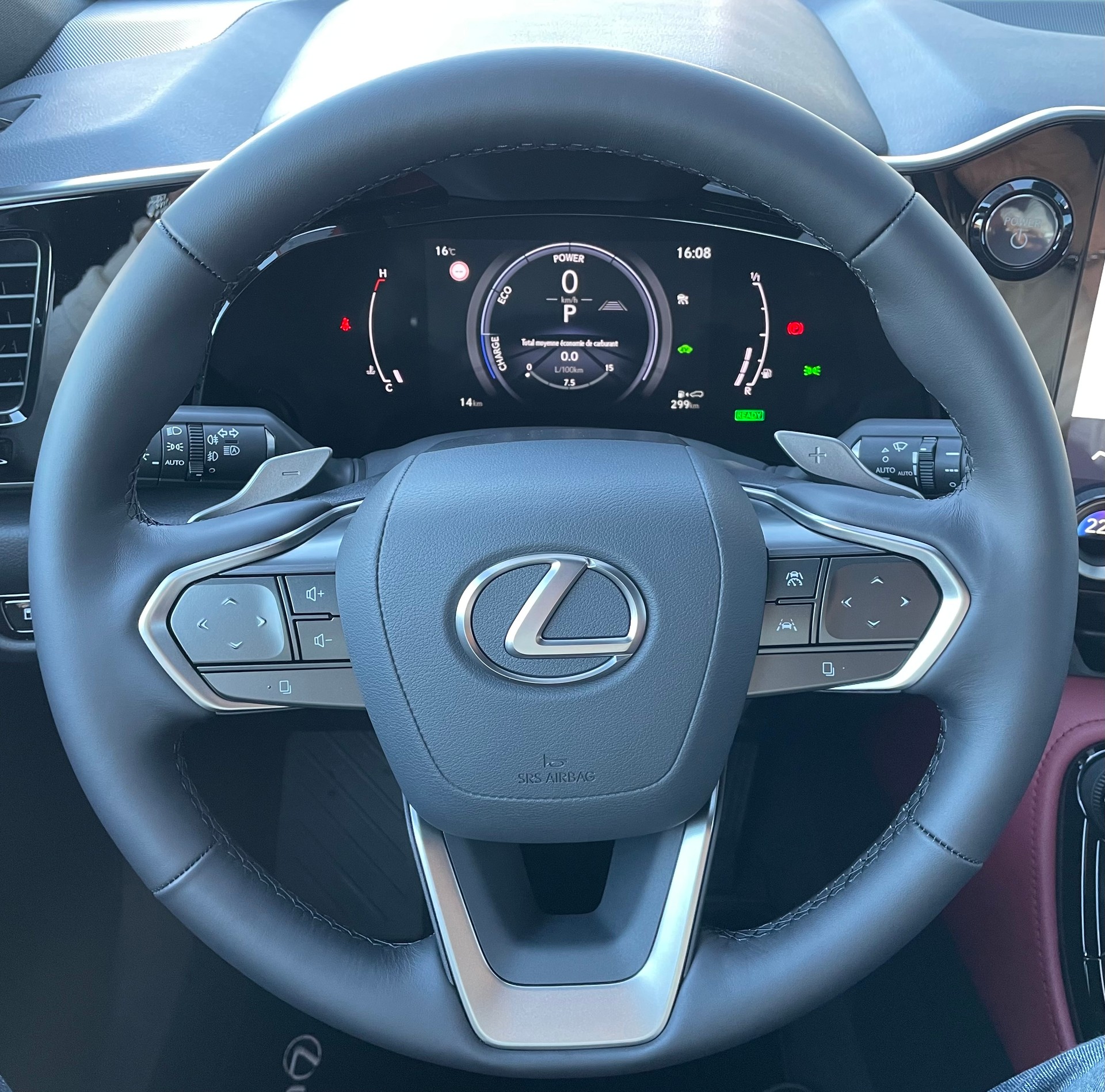LEXUS NX 350h E-FOUR Comfort-image-18