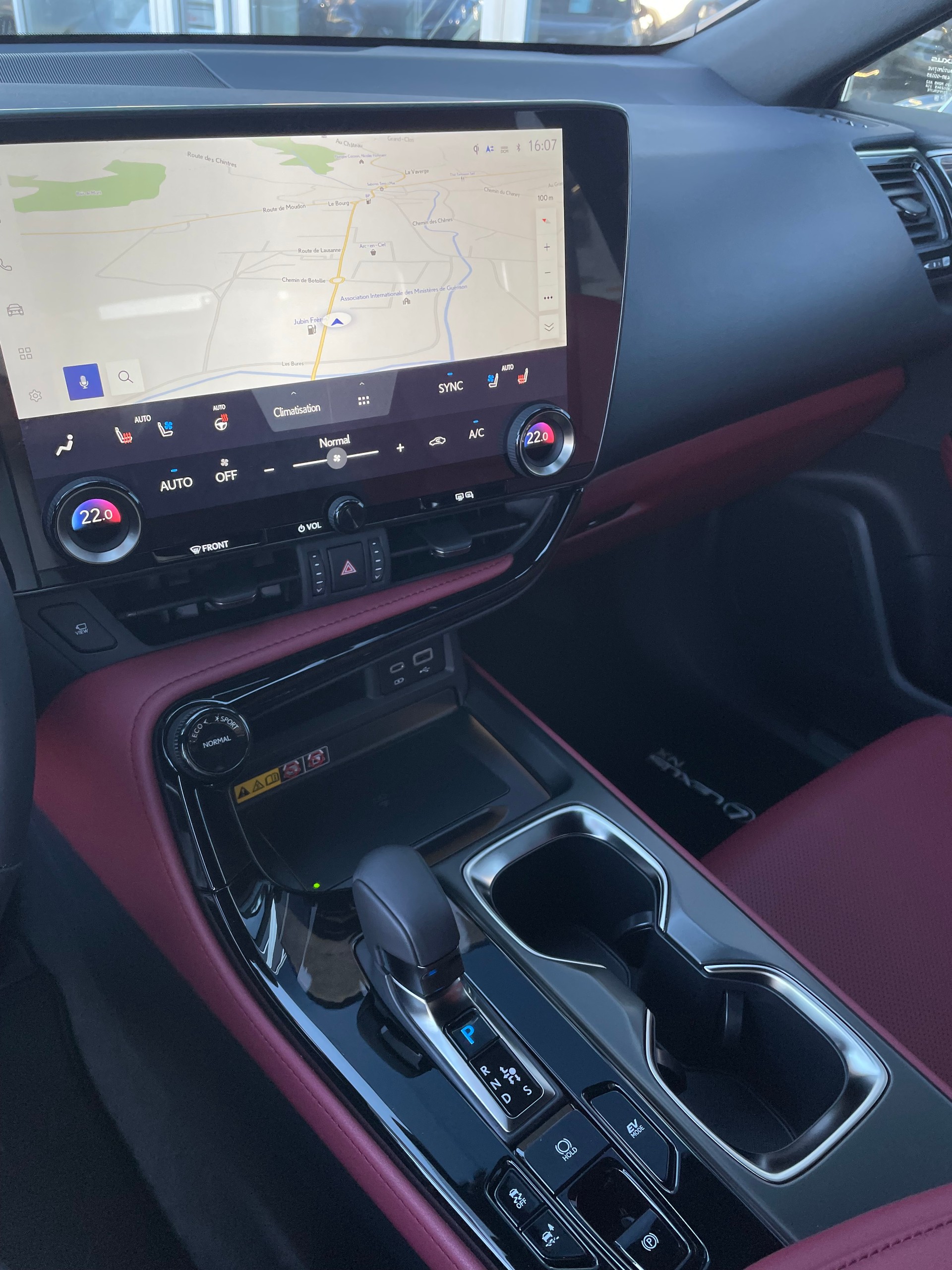 LEXUS NX 350h E-FOUR Comfort-image-21
