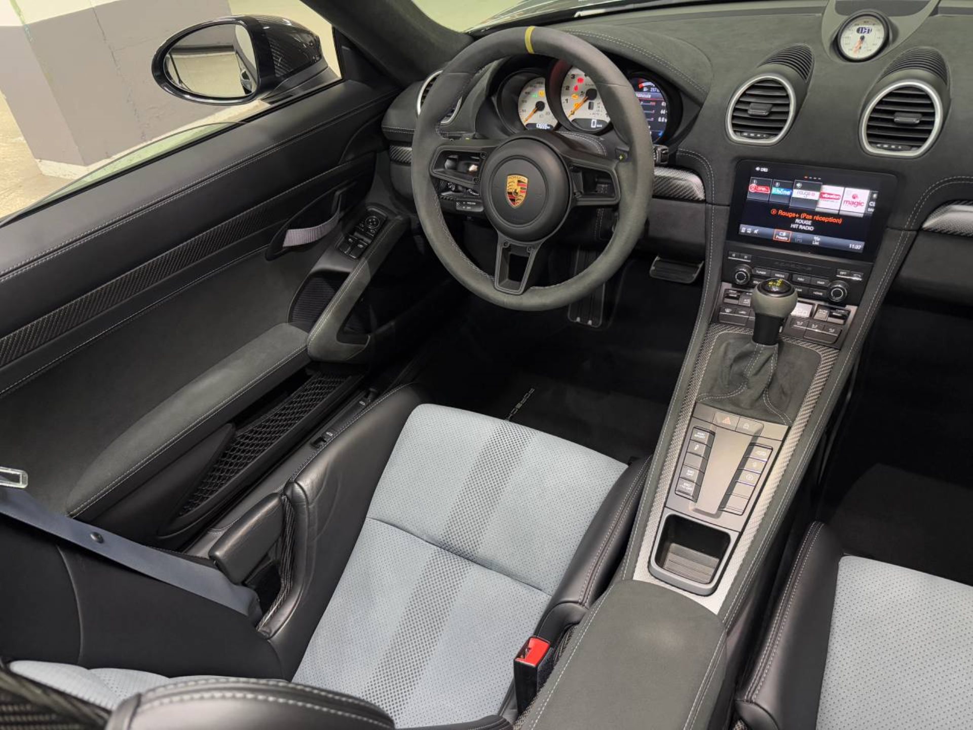 PORSCHE 718 Spyder RS (MY24)-image-14