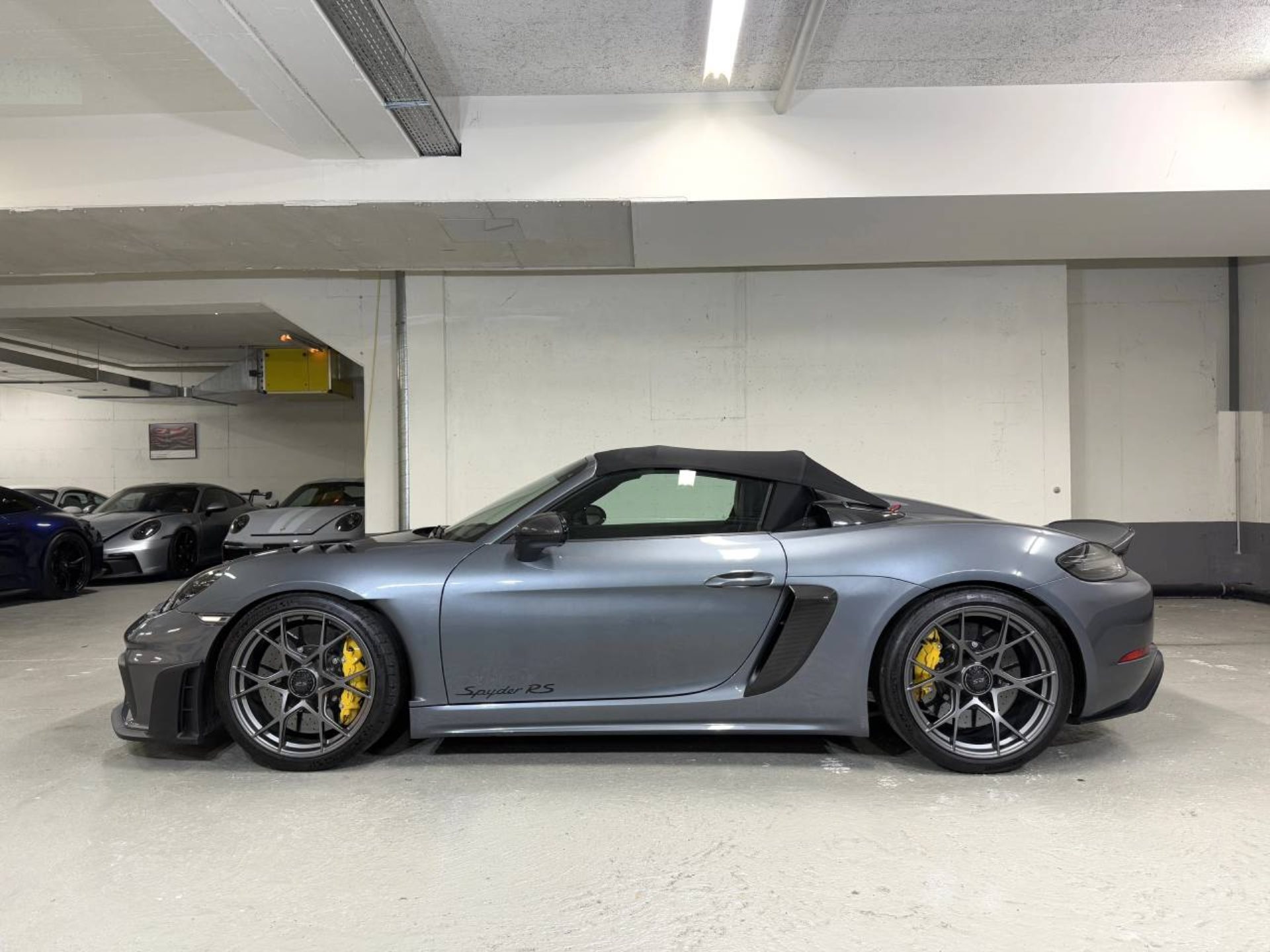 PORSCHE 718 Spyder RS (MY24)-image-1