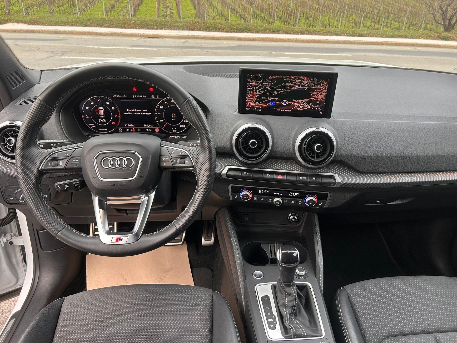 AUDI Q2 40 TFSI S Line quattro S-tronic-image-7