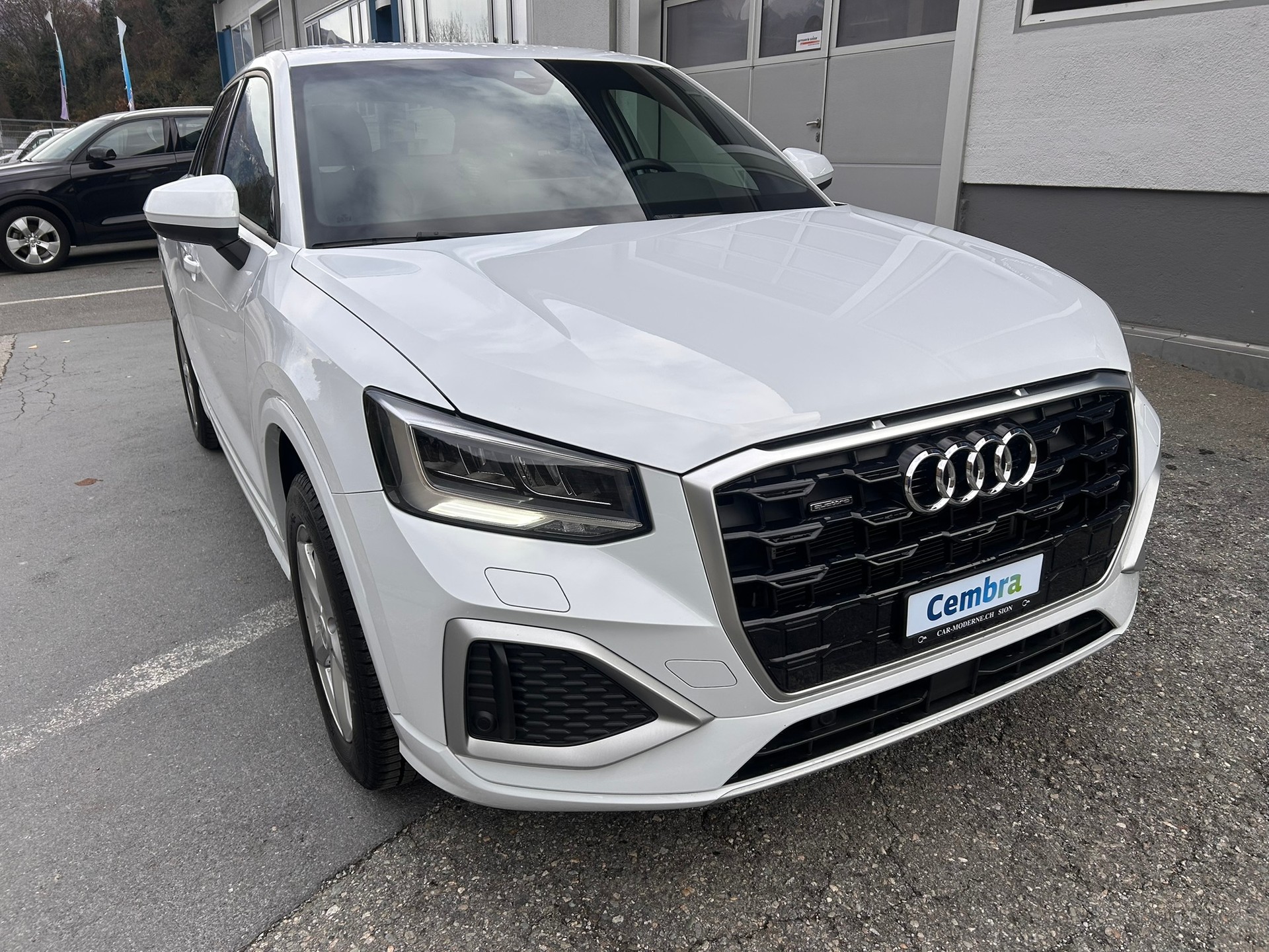 AUDI Q2 40 TFSI S Line quattro S-tronic-image-0