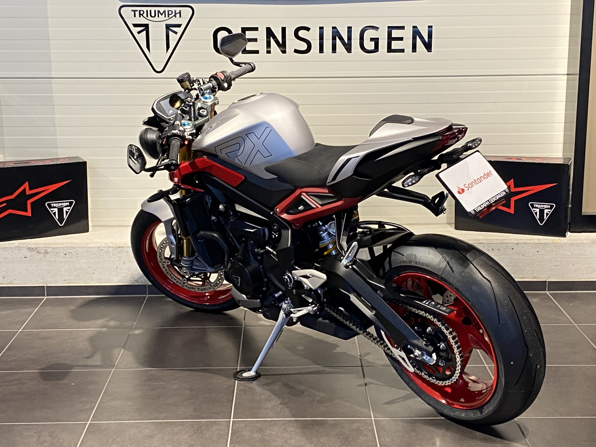 TRIUMPH Street Triple 765 RX (1.9 % Power Leasing - Gültig bis 31.06.2026)-image-5