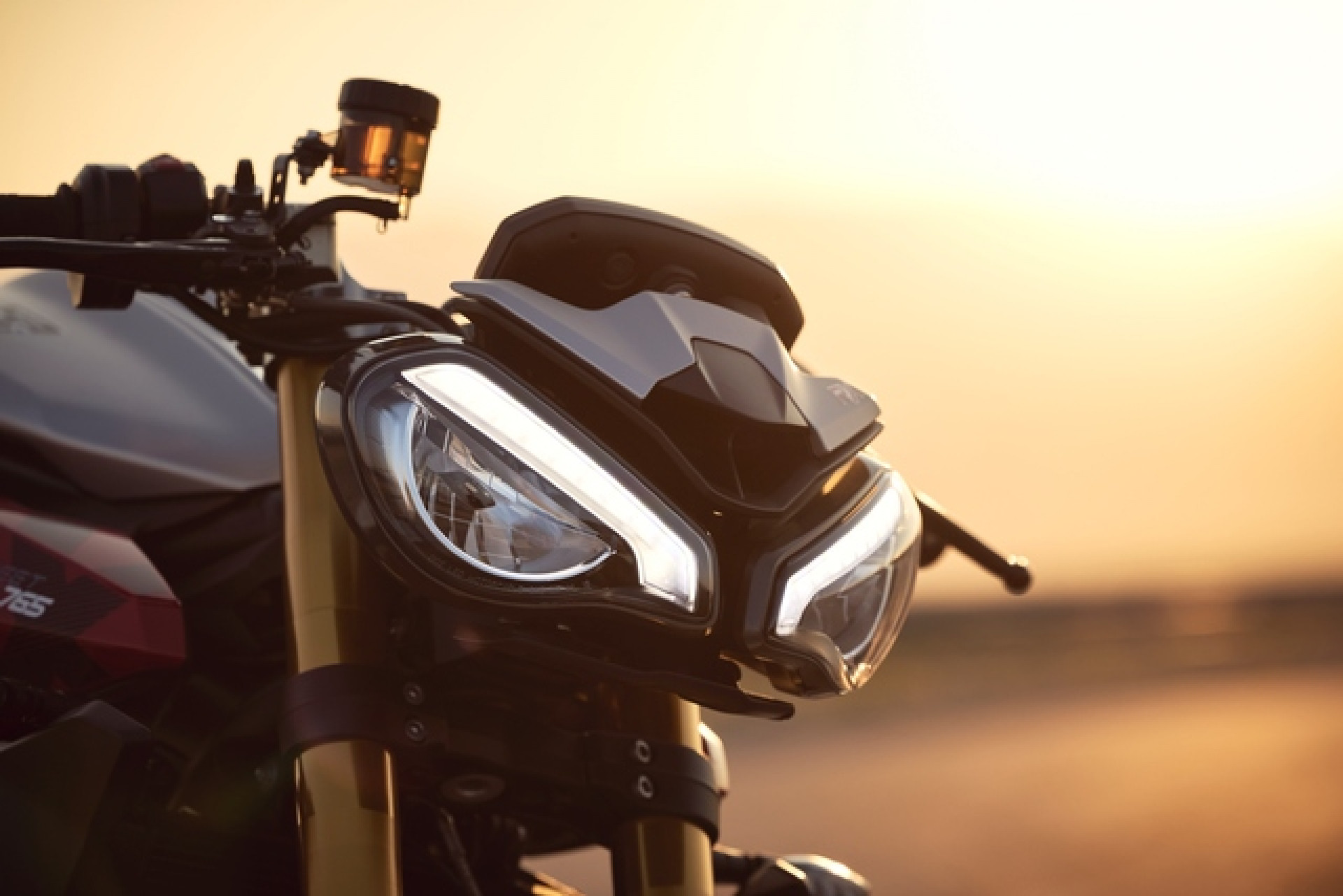 TRIUMPH Street Triple 765 RX (1.9 % Power Leasing - Gültig bis 31.06.2026)-image-9