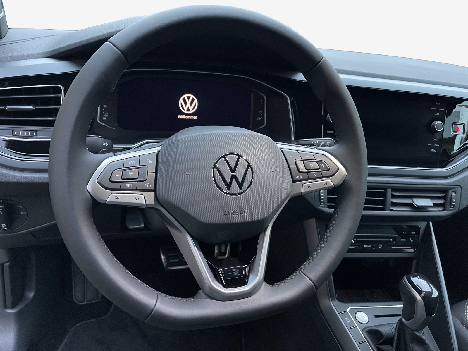 VW Polo 1.0 TSI R-Line DSG-image-9