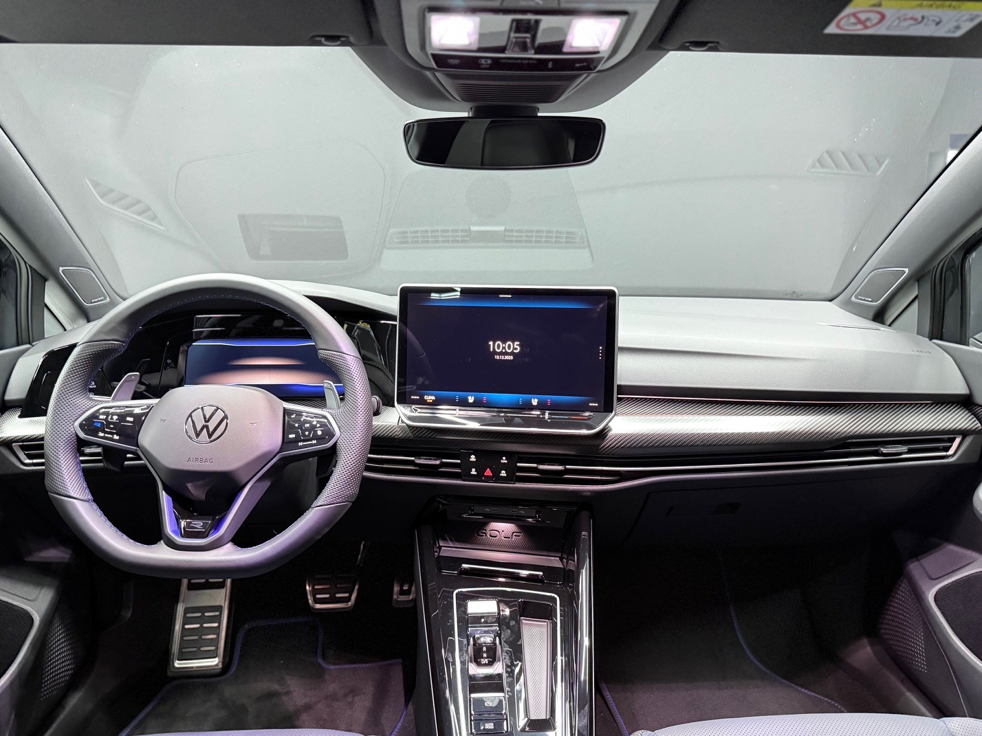 VW Golf 2.0TSI R 4M-image-15