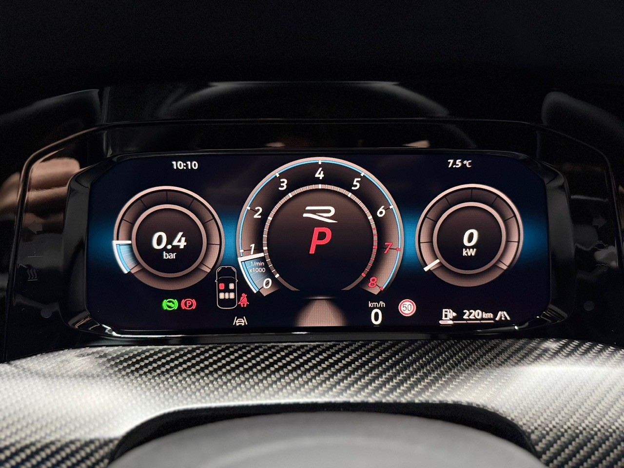 VW Golf 2.0TSI R 4M-image-18