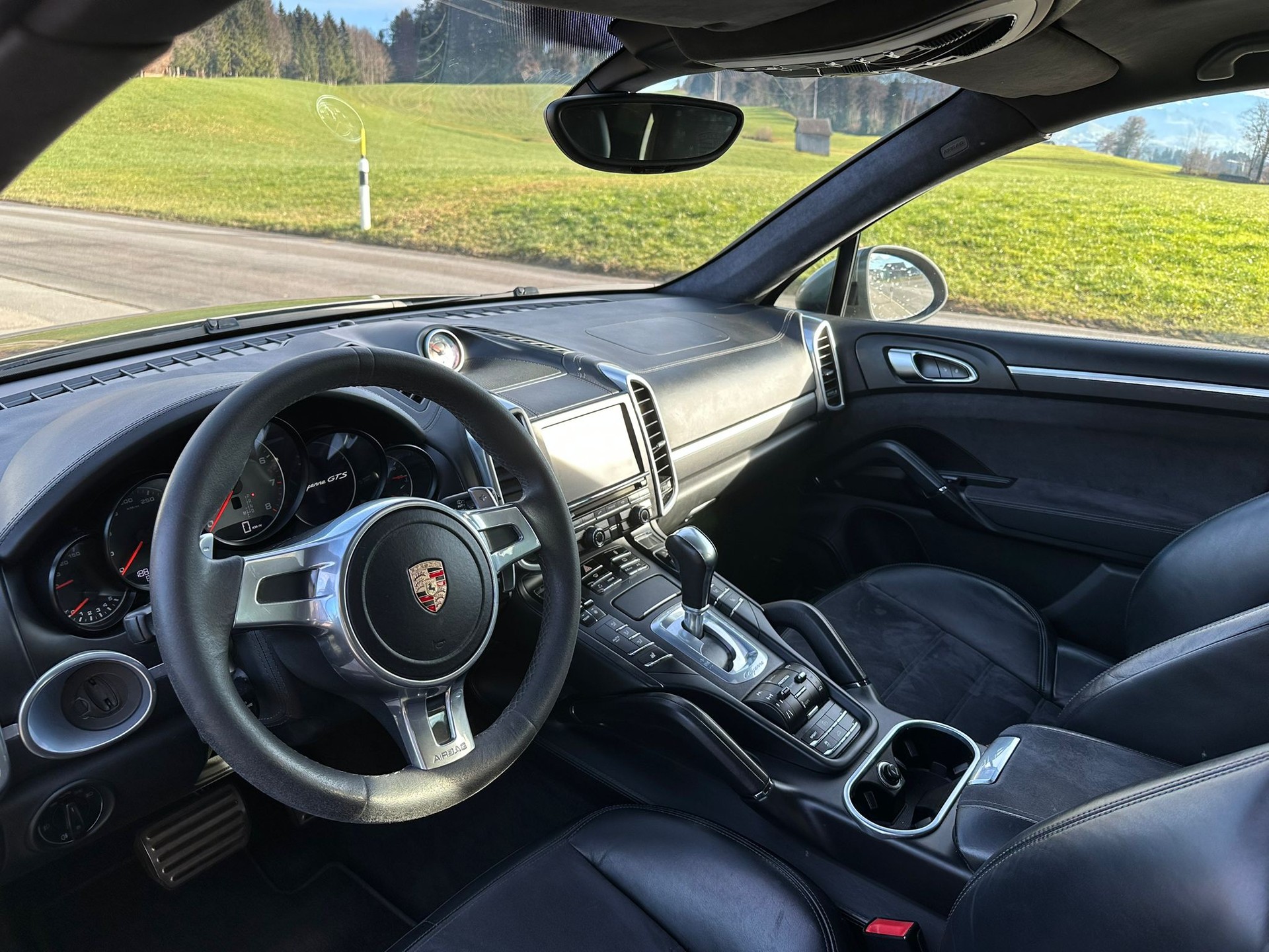 PORSCHE Cayenne GTS-image-7