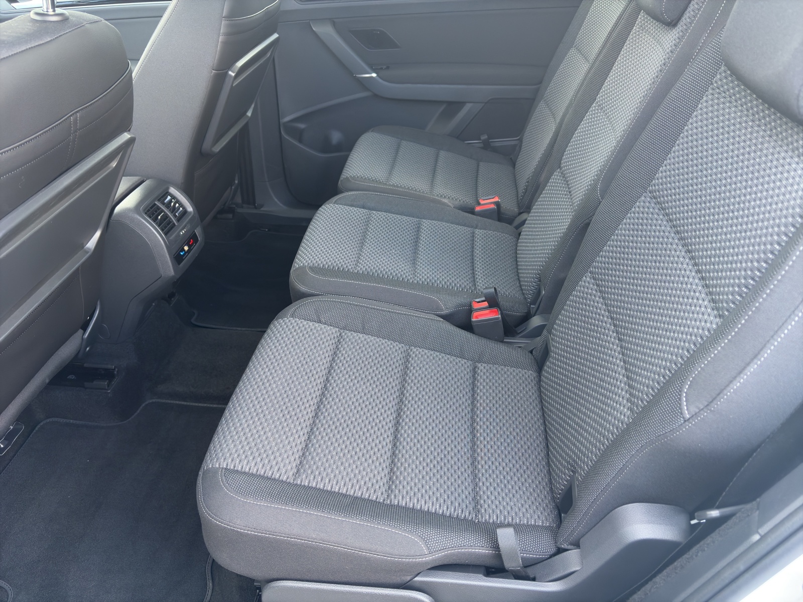 VW Touran 1.5 TSI EVO Comfortline DSG-image-11
