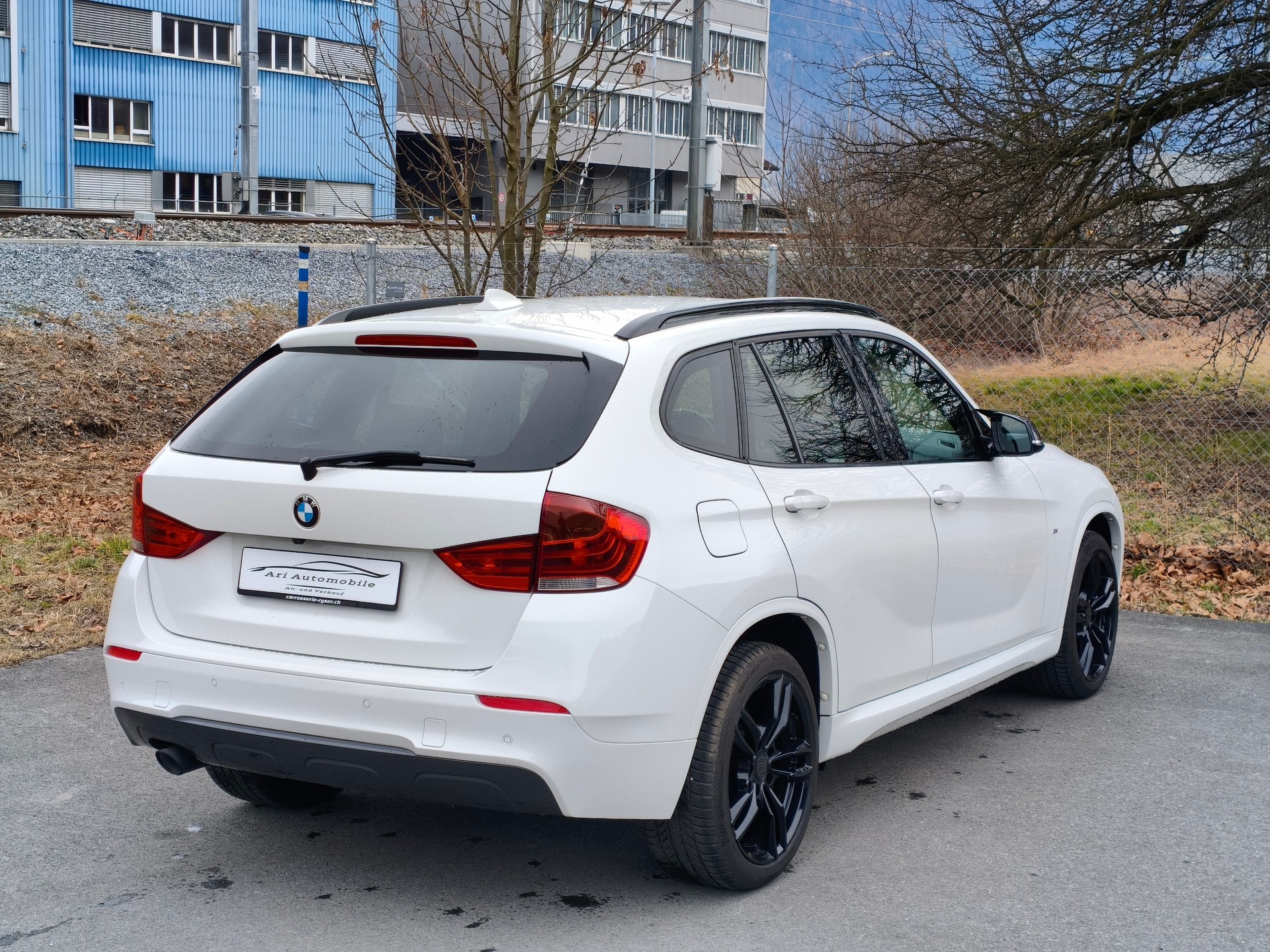 BMW X1 xDrive 18d Sport Line-image-6