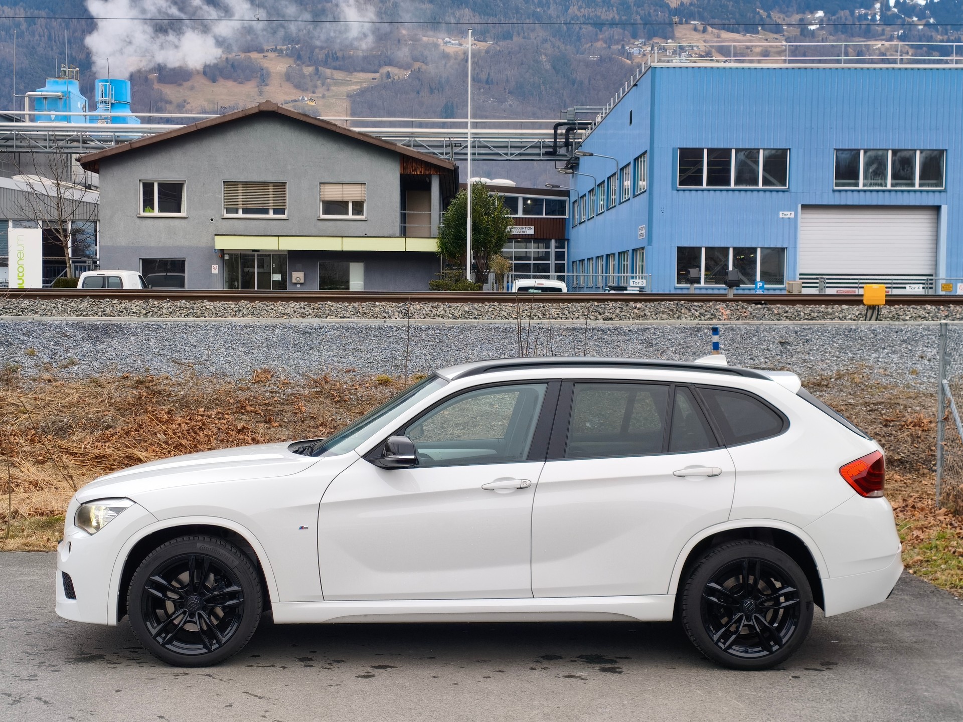 BMW X1 xDrive 18d Sport Line-image-9