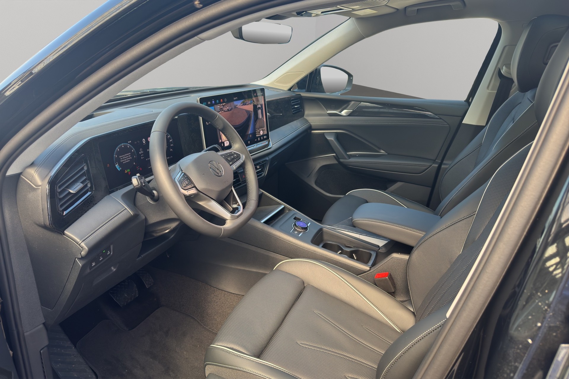 VW Tiguan 2.0 TSI DSG United 4Motion-image-9