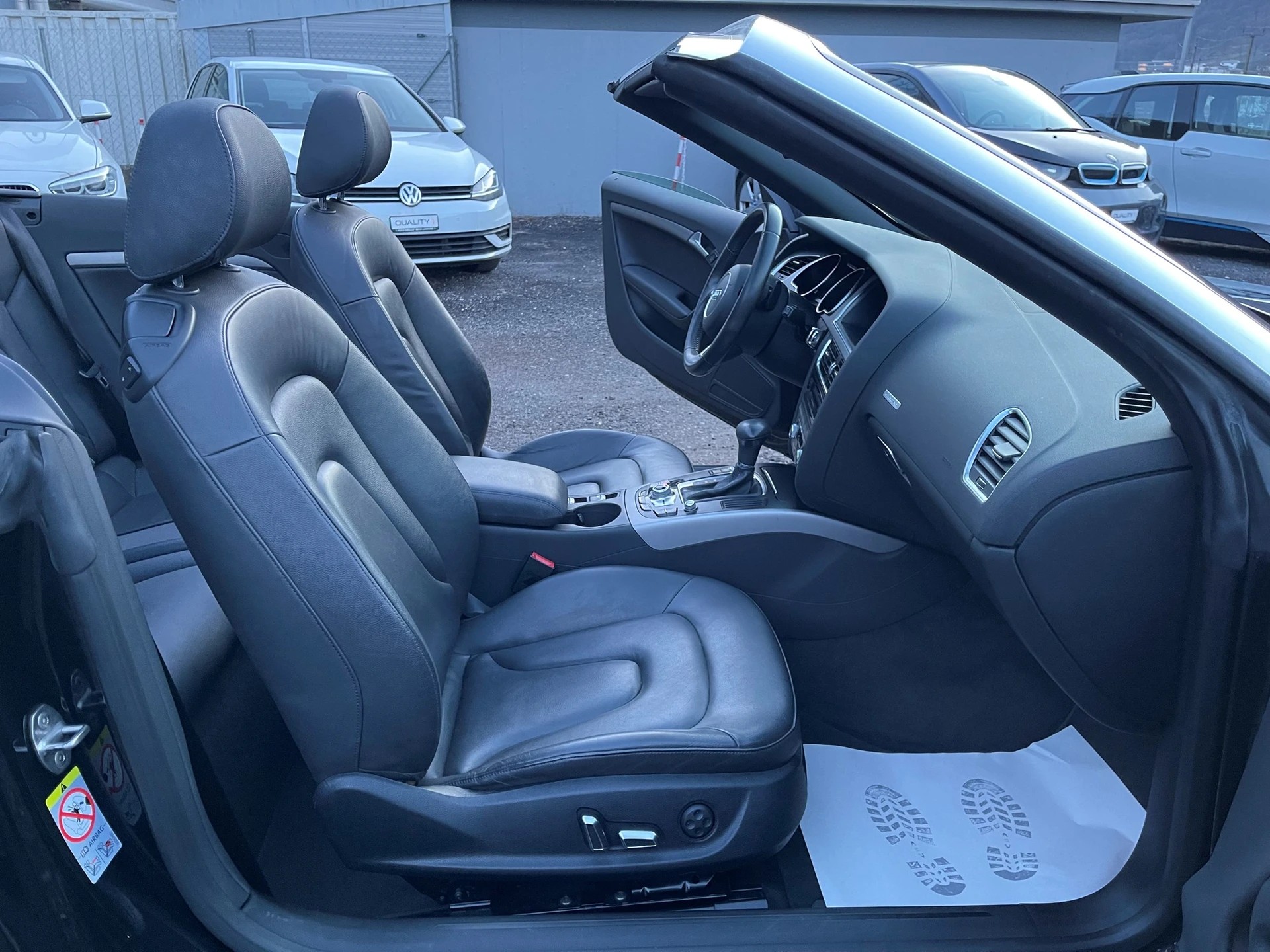 AUDI A5 Cabriolet 3.0 TDI quattro S-tronic-image-5