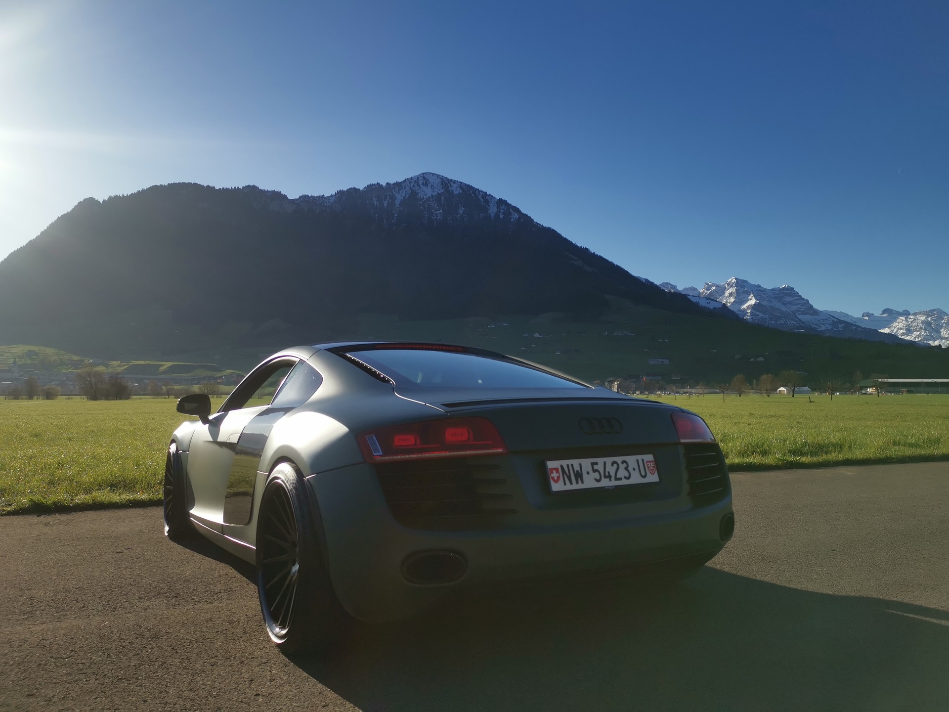 AUDI R8 Coupé 4.2-image-9