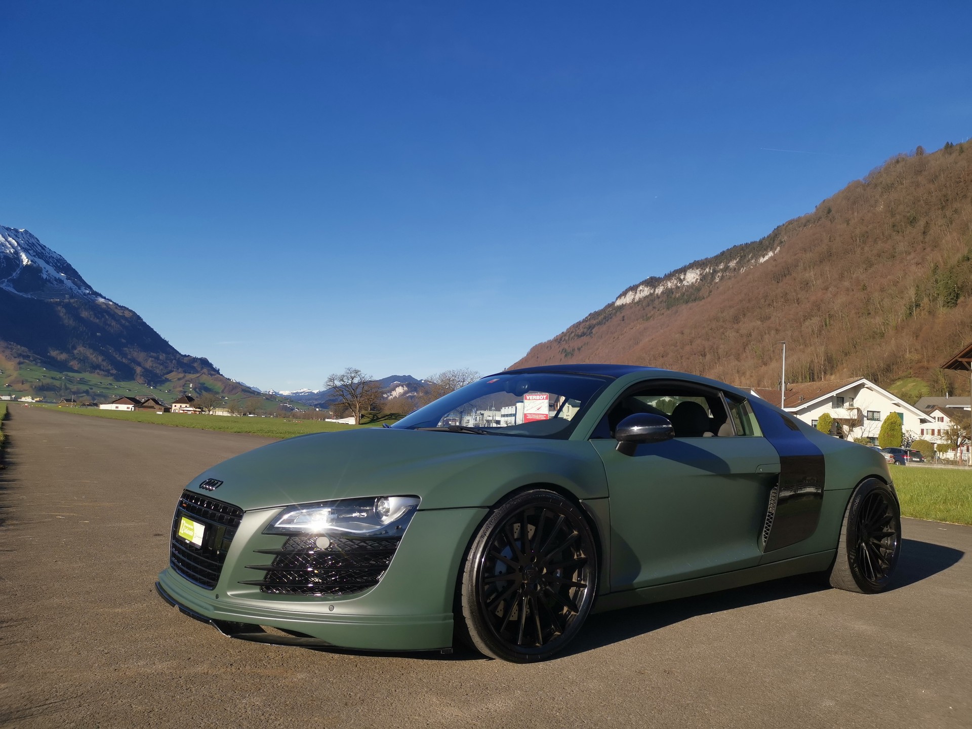 AUDI R8 Coupé 4.2-image-8