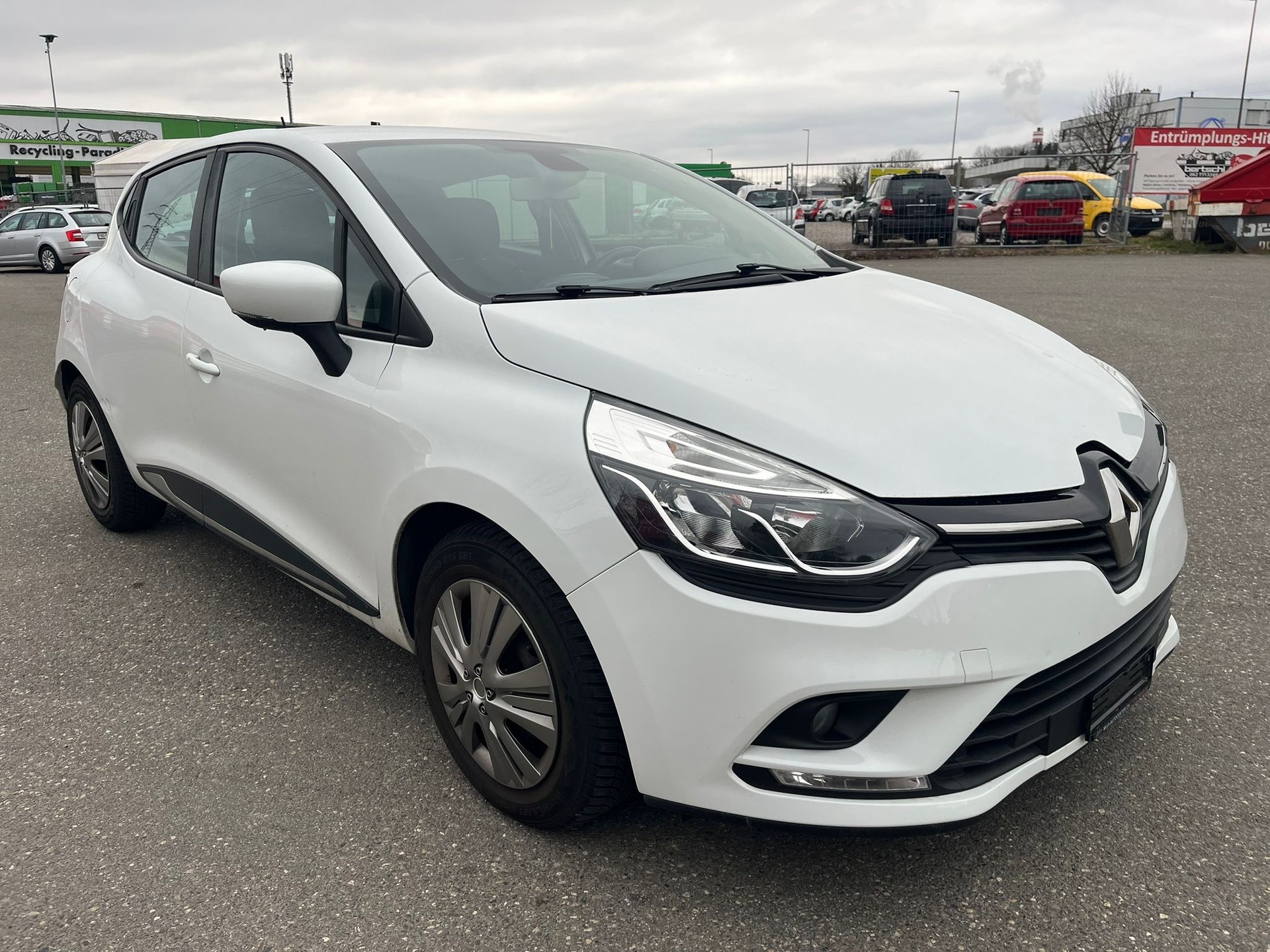 RENAULT Clio 1.5 dCi Business Line EDC-image-1
