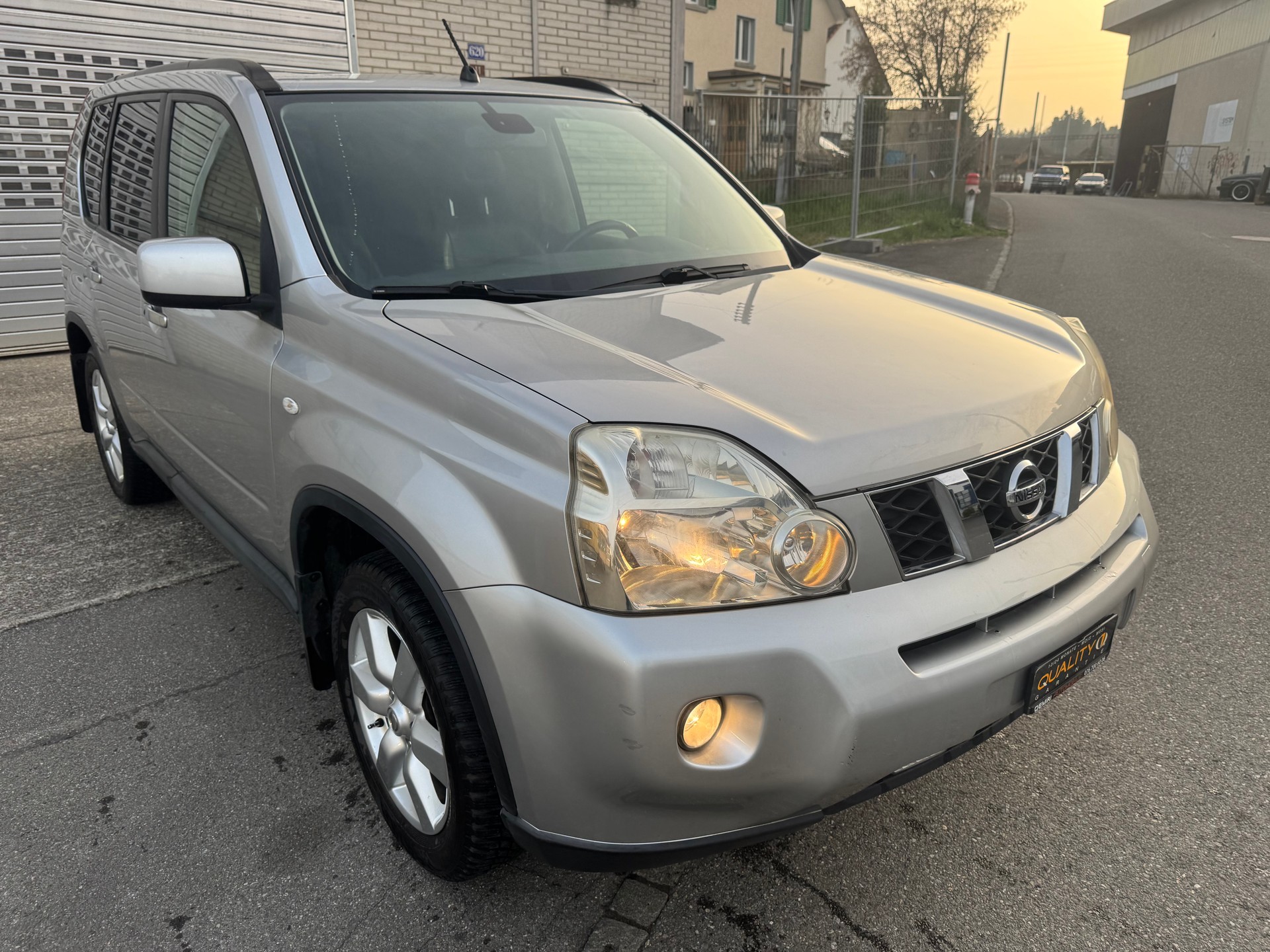 NISSAN X-Trail 2.5 16V SE XTronic CVT-image-2