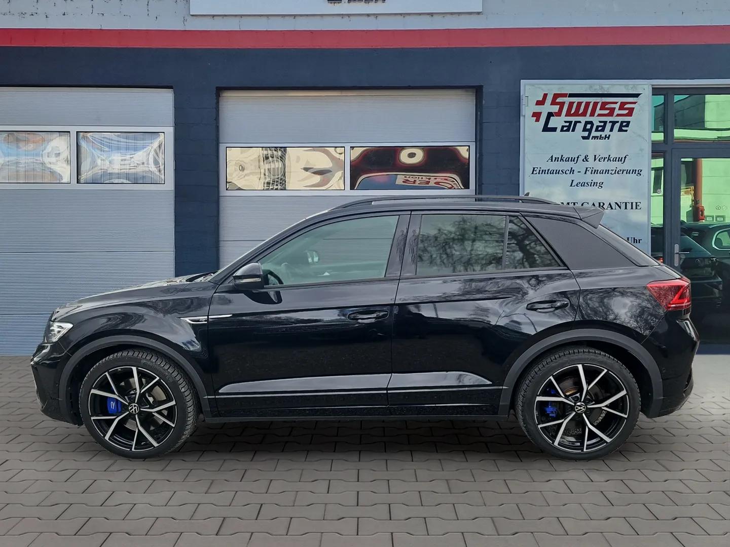 VW T-Roc 2.0 TSI R DSG 4Motion mit El. Ledersitze & 19" Alu-image-4