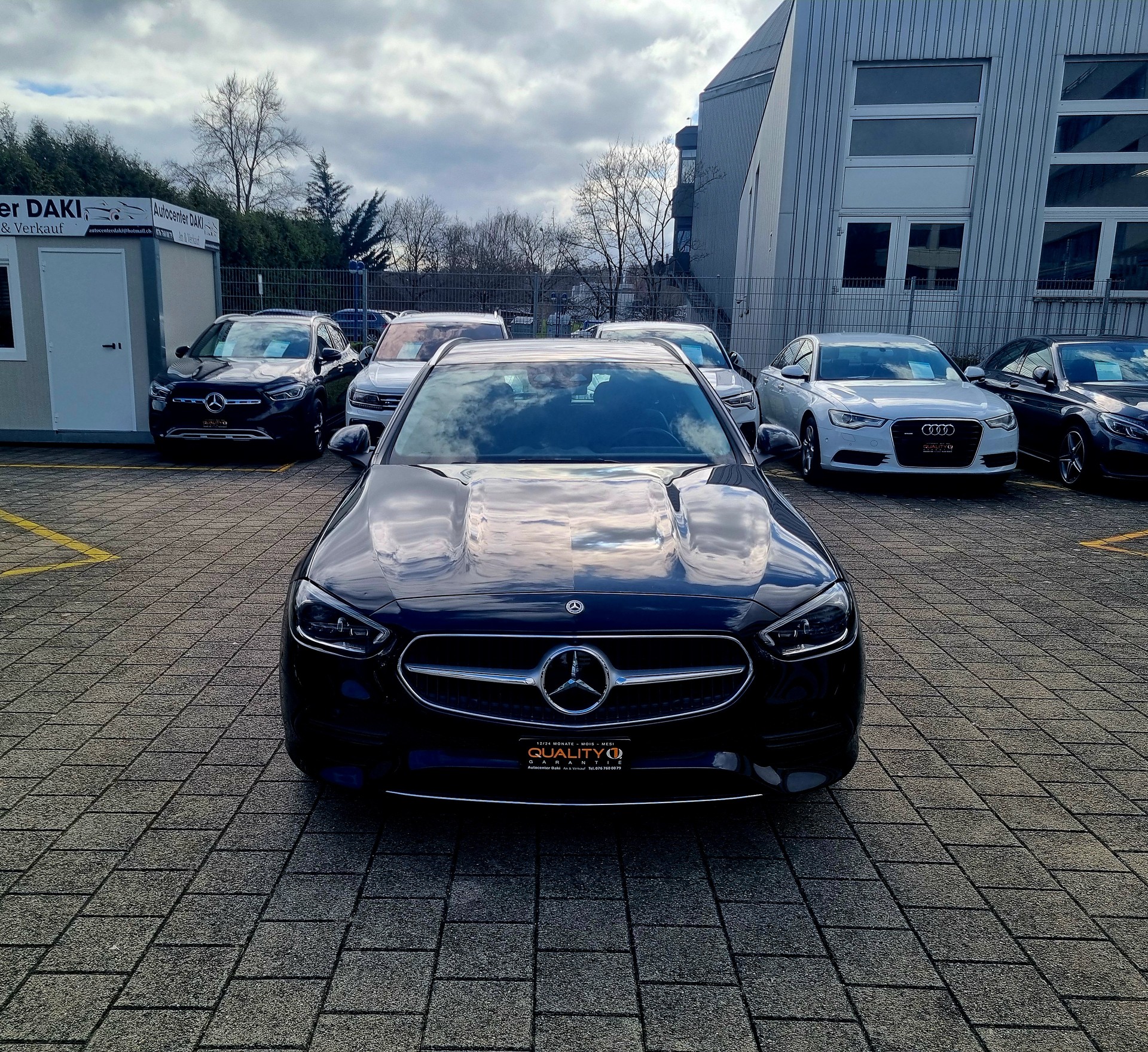 MERCEDES-BENZ C 220 d T Avantgarde-image-1