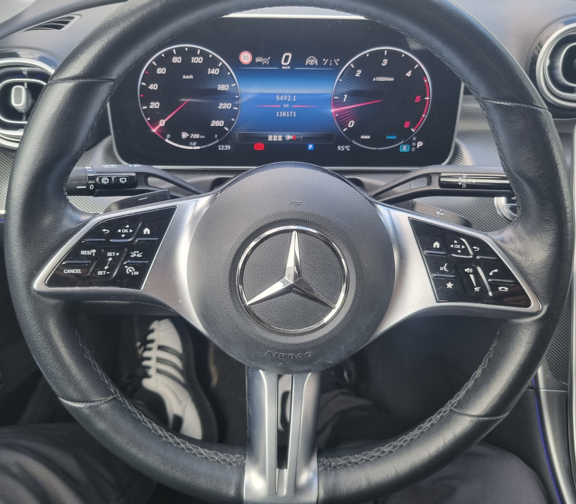 MERCEDES-BENZ C 220 d T Avantgarde-image-8