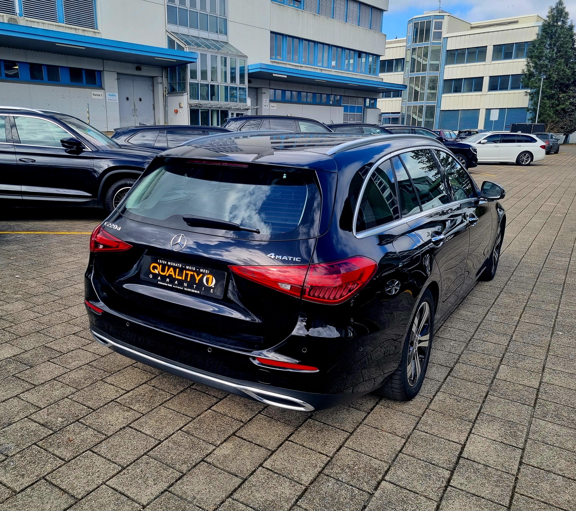 MERCEDES-BENZ C 220 d T Avantgarde-image-4