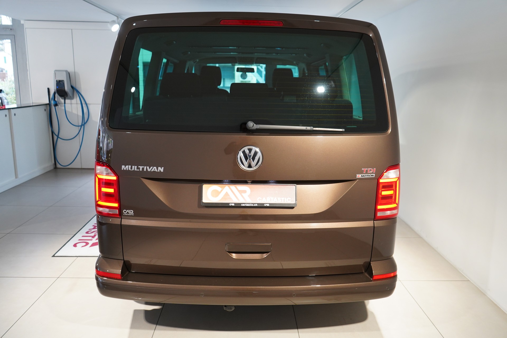 VW Multivan 2.0BiTDI Comfort 4Matic-image-3