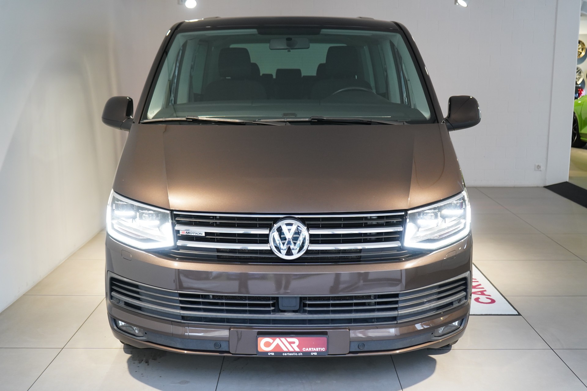 VW Multivan 2.0BiTDI Comfort 4Matic-image-1