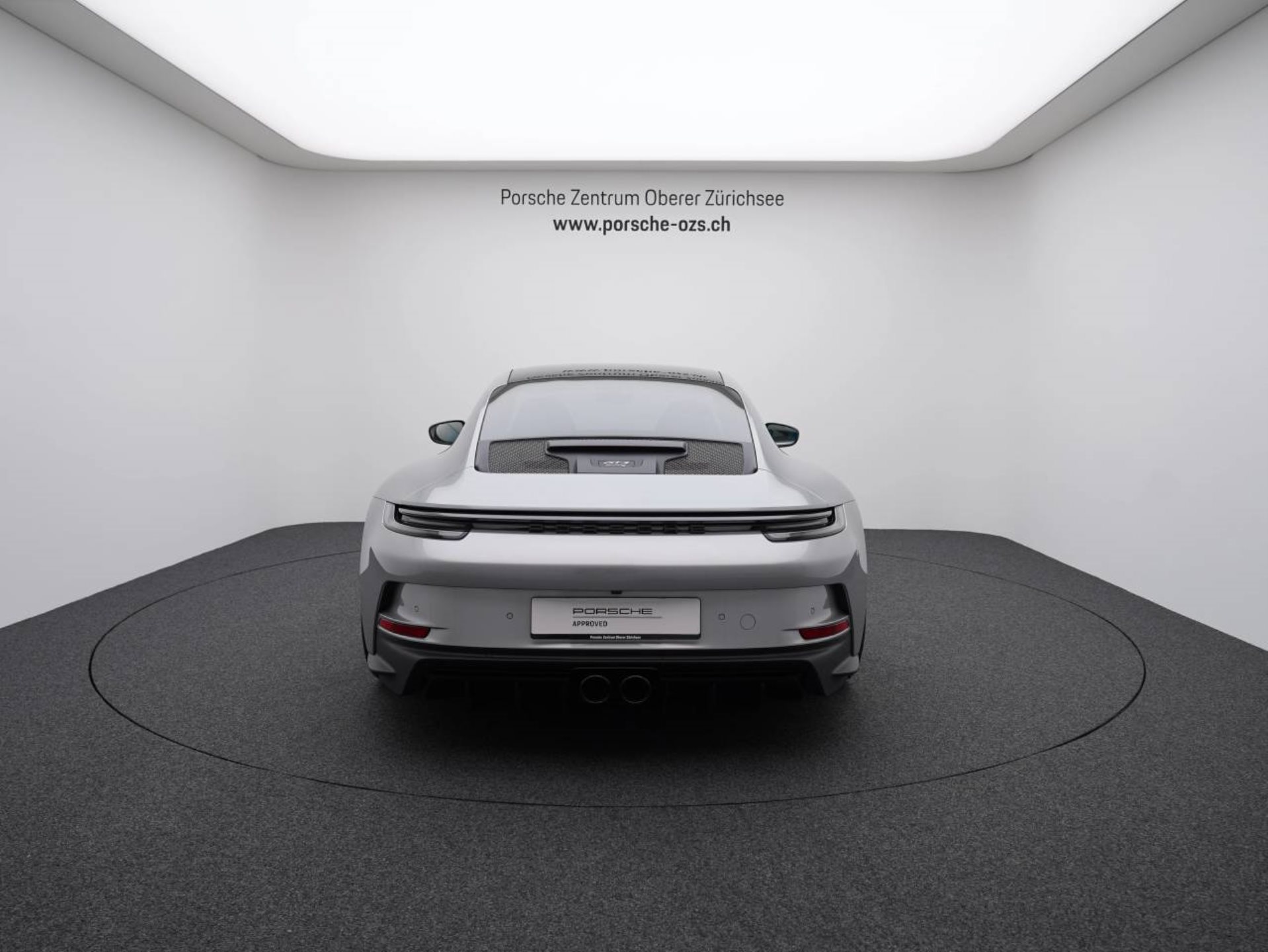 PORSCHE 911 GT3 mit Touring-Paket-image-5