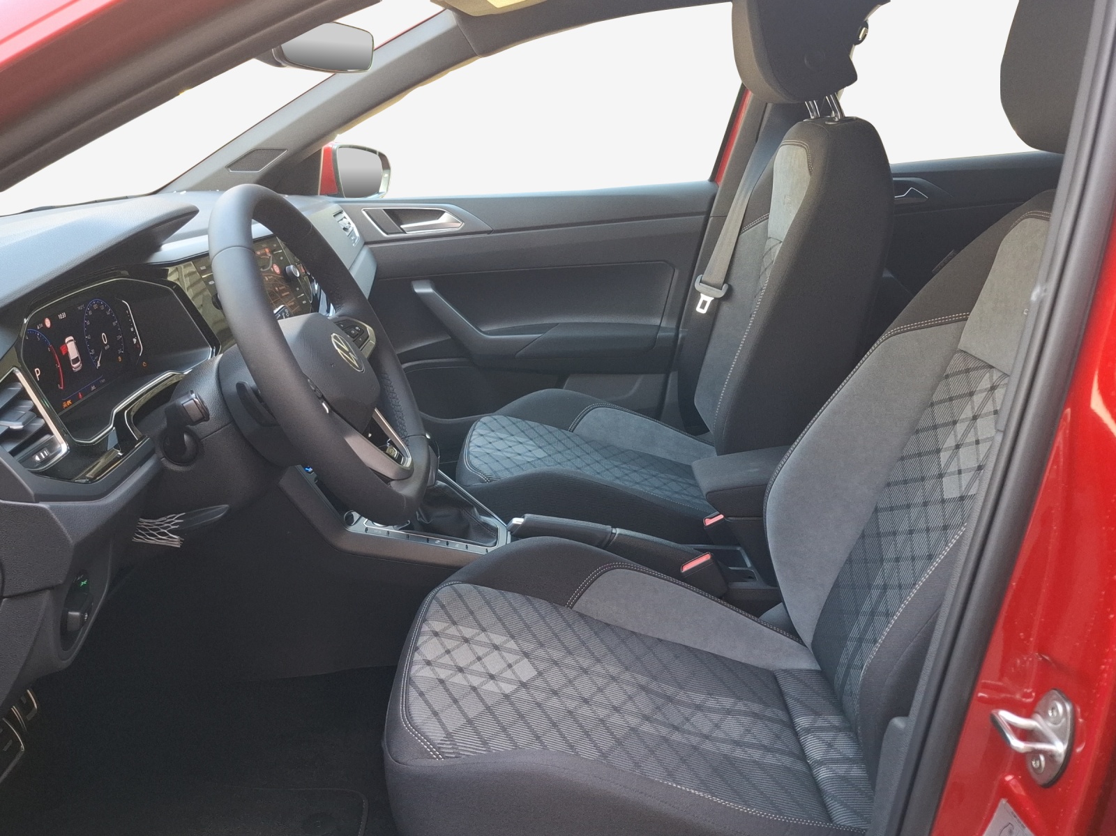 VW Polo 1.0 TSI R-Line DSG-image-7