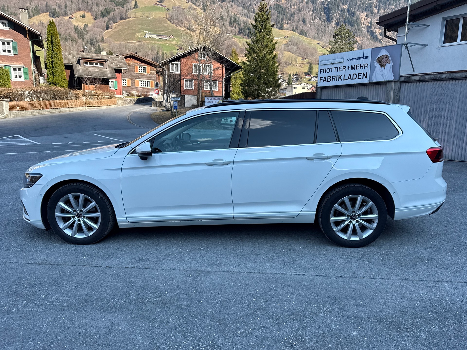 VW Passat 2.0 TDI BMT Business 4Motion DSG-image-4