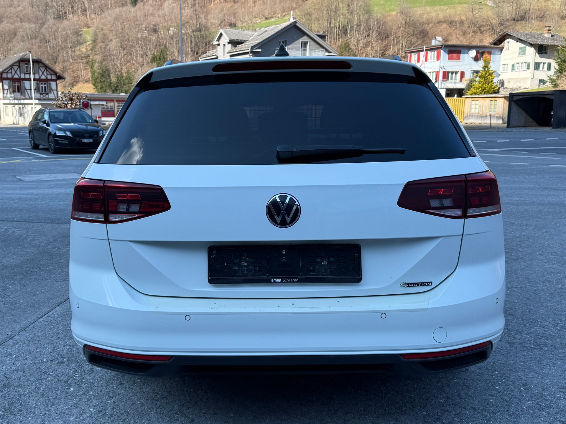 VW Passat 2.0 TDI BMT Business 4Motion DSG-image-7