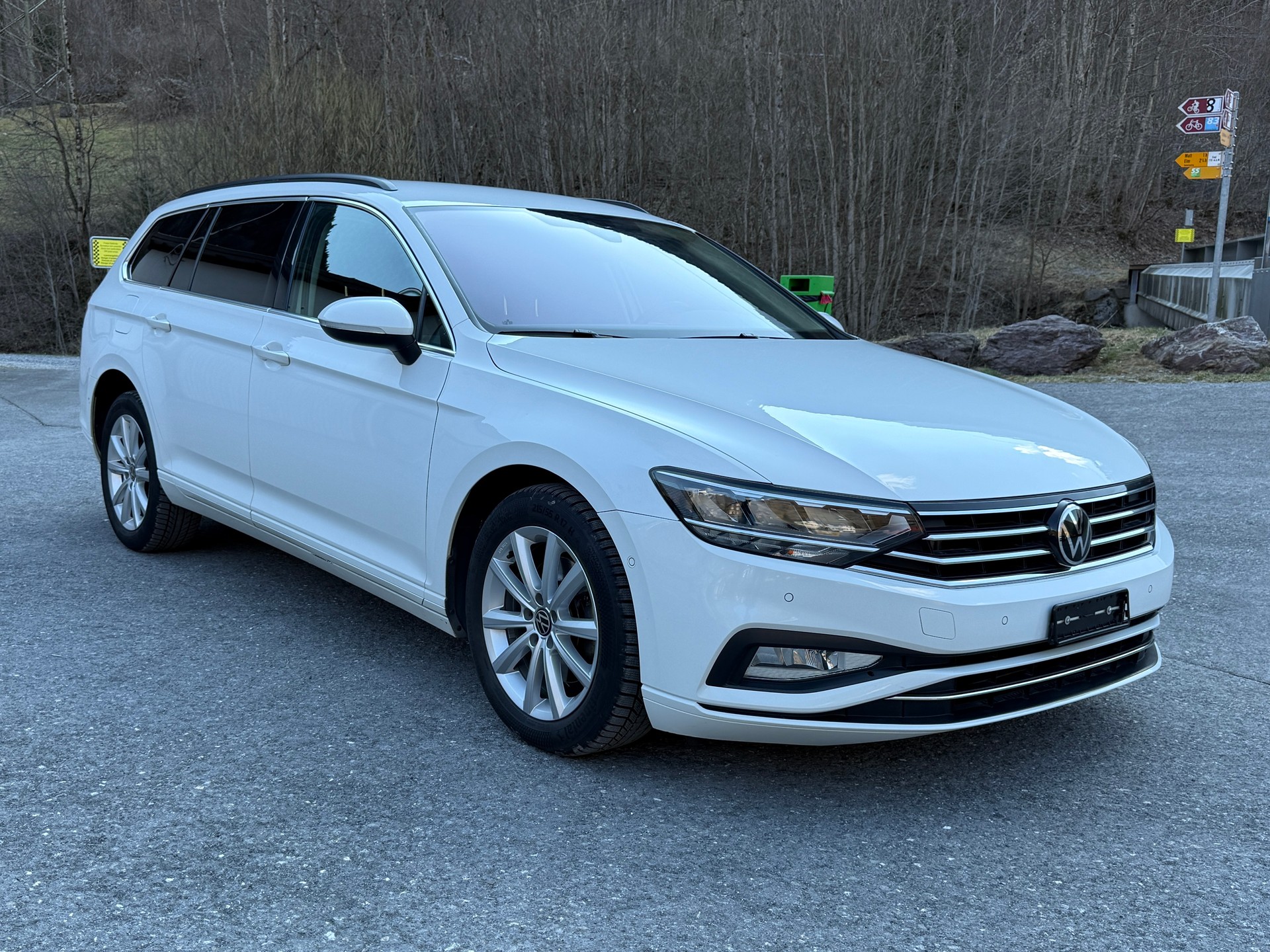 VW Passat 2.0 TDI BMT Business 4Motion DSG-image-2