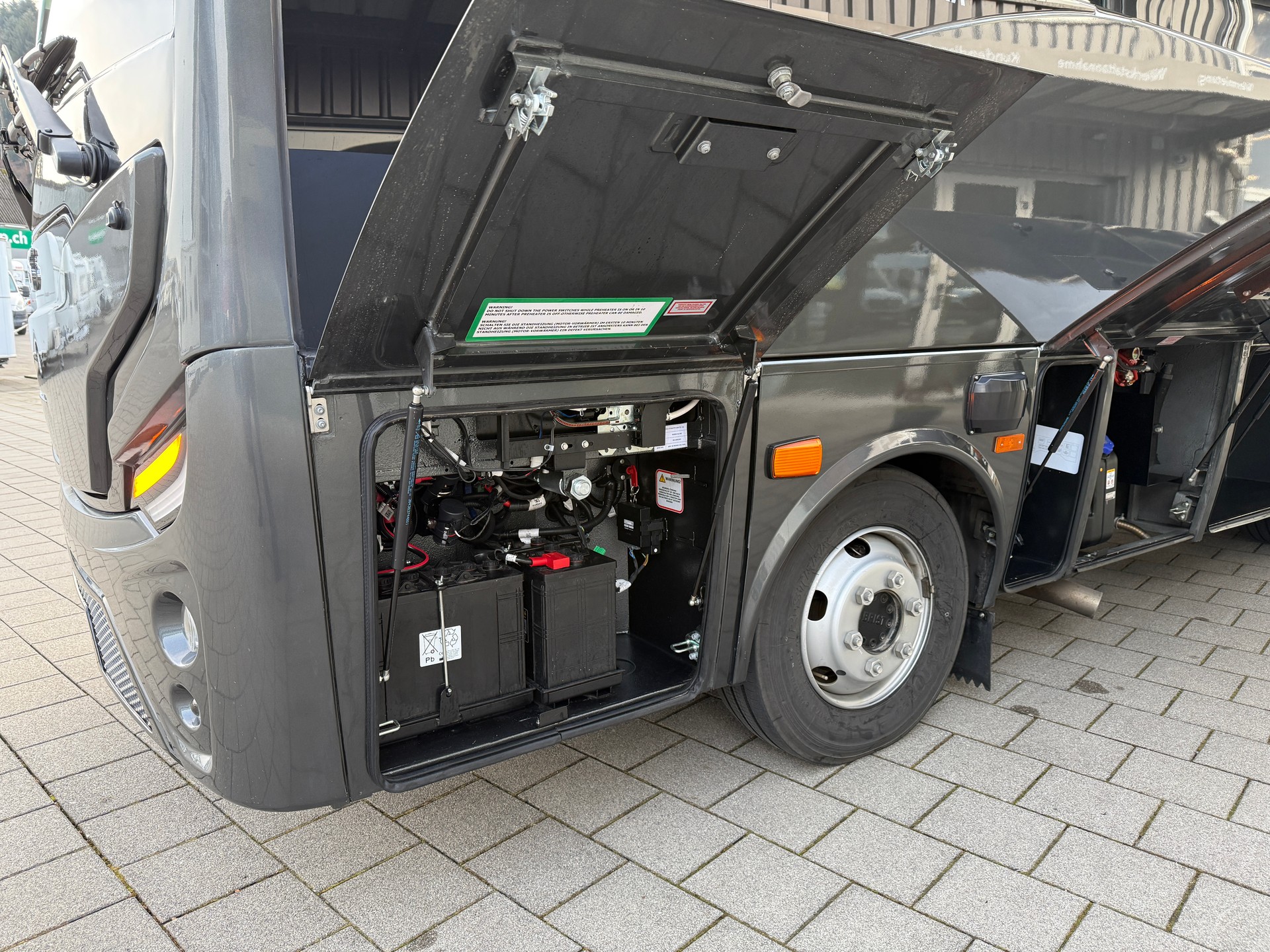 ISUZU AOS Novo Ultra Reisebus-image-5