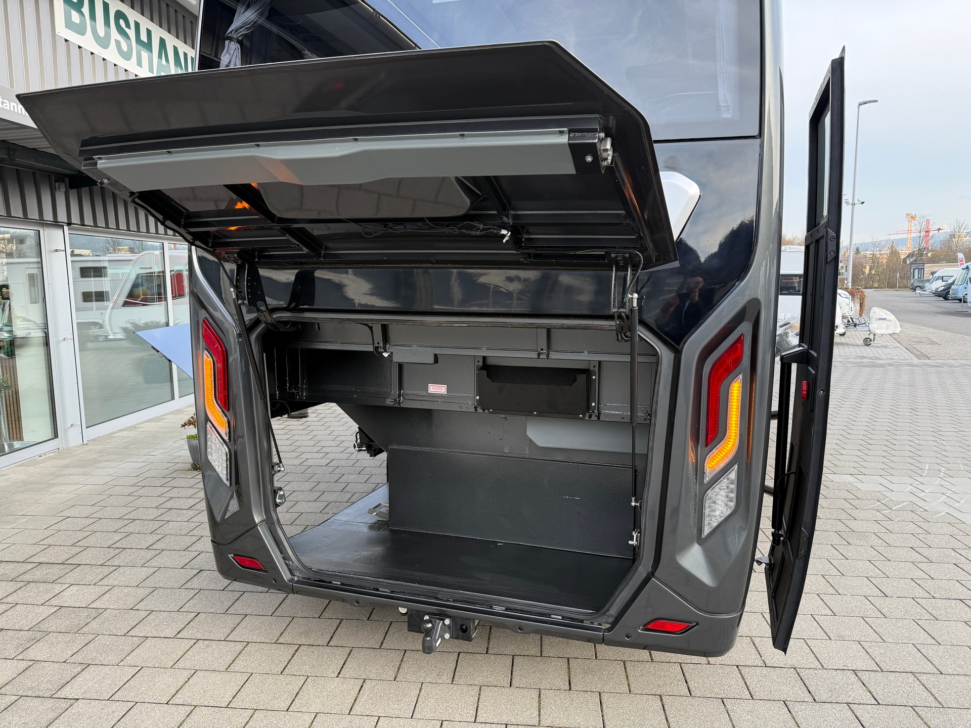ISUZU AOS Novo Ultra Reisebus-image-4