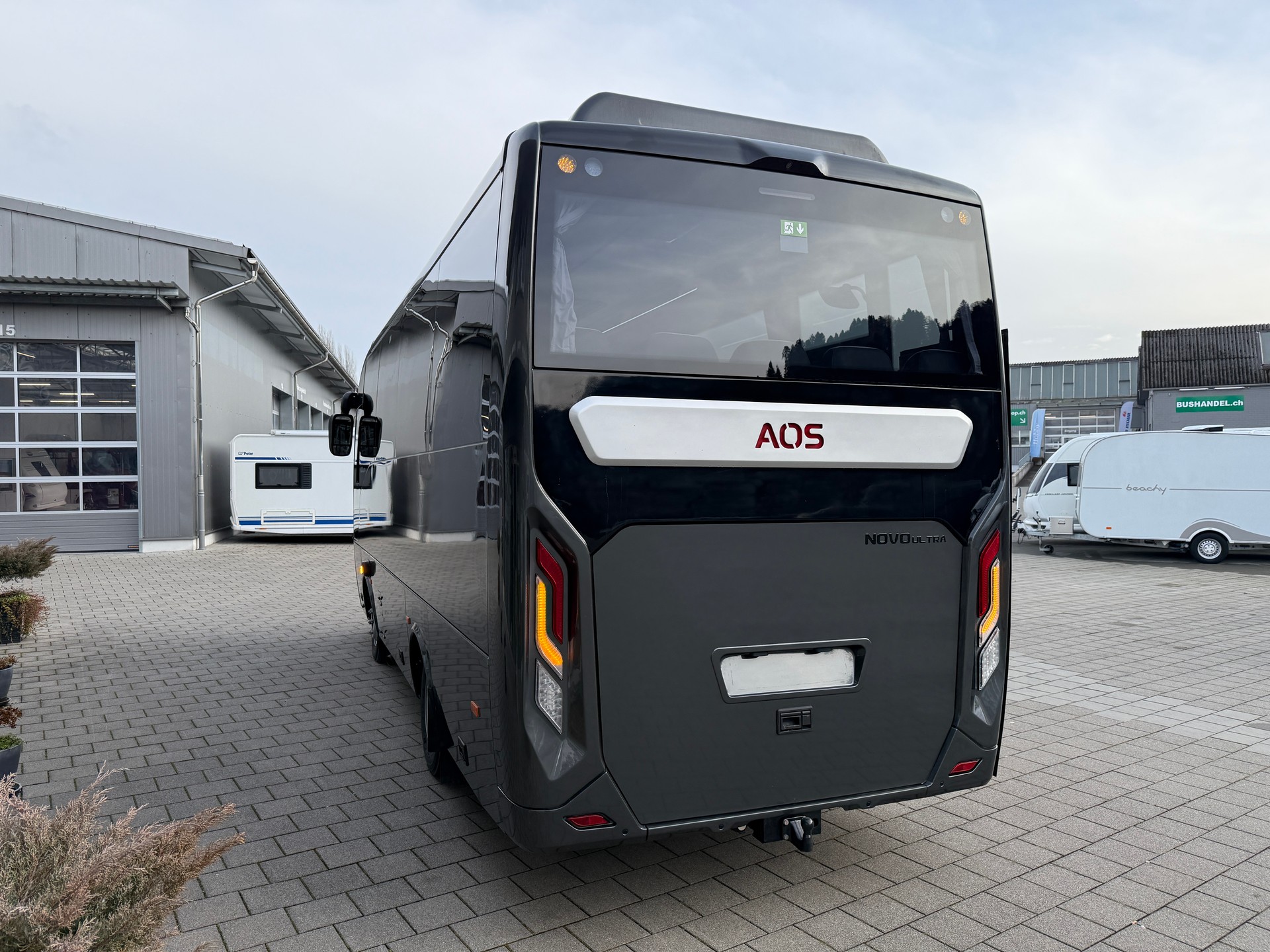 ISUZU AOS Novo Ultra Reisebus-image-3