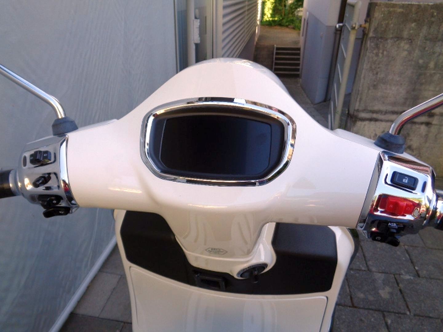 PIAGGIO VESPA GTS SUPER SPORT 310 E5-image-6