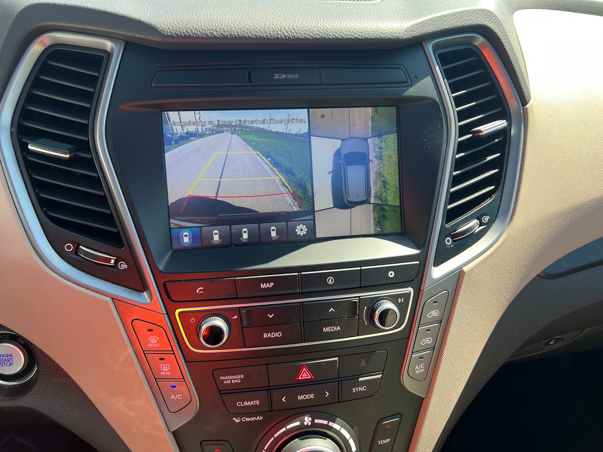HYUNDAI Santa Fe 2.2 CRDI Vertex 4WD Automatic--360°-Kamera-image-21
