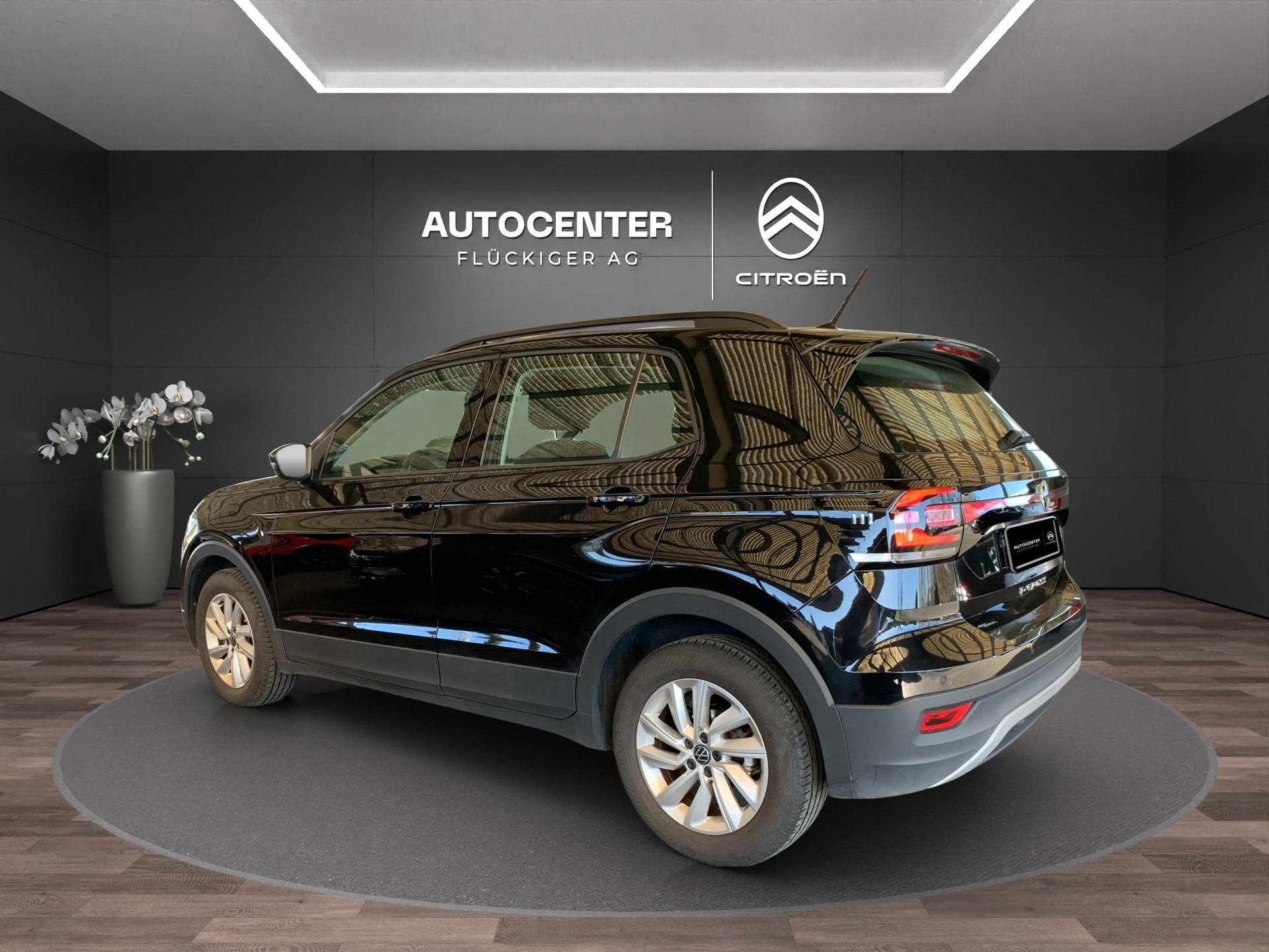 VW T-Cross 1.0 TSI 110 Life DSG-image-1