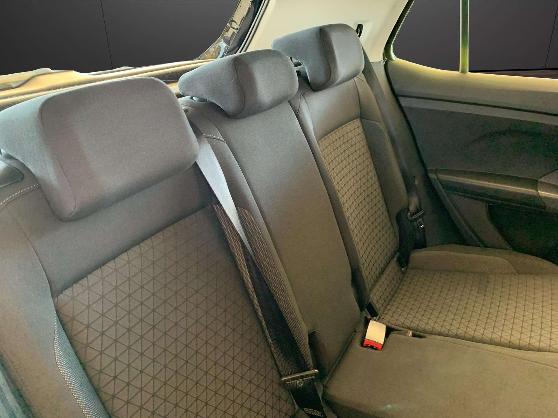 VW T-Cross 1.0 TSI 110 Life DSG-image-11