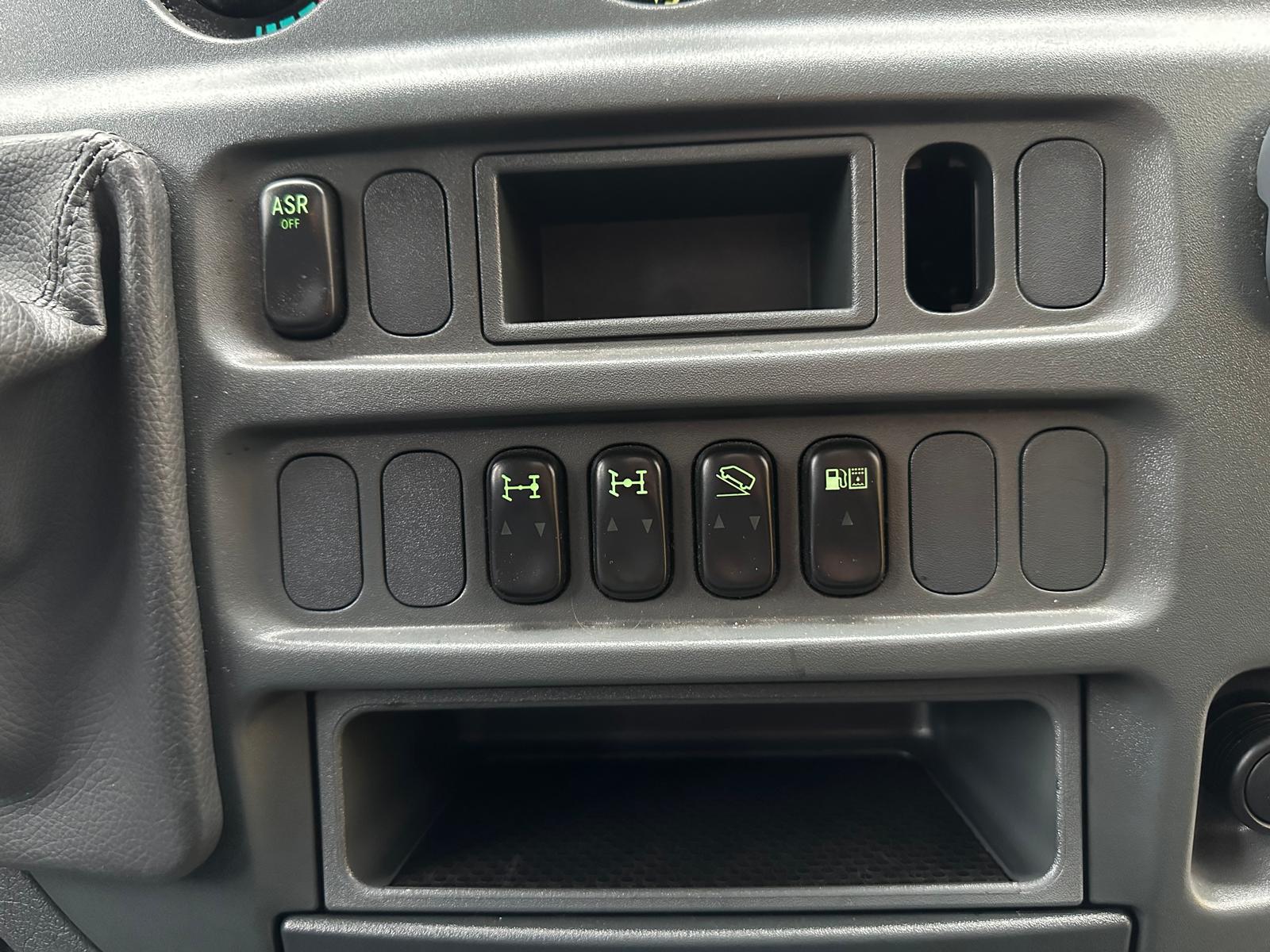 MERCEDES-BENZ Sprinter 313 CDI 4x4-image-31