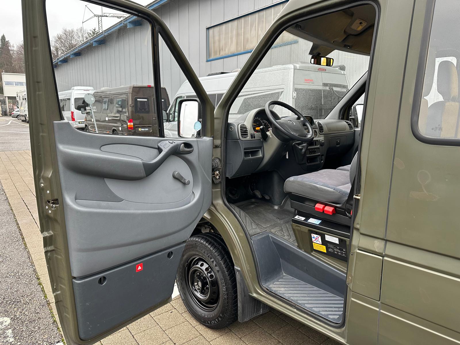 MERCEDES-BENZ Sprinter 313 CDI 4x4-image-37
