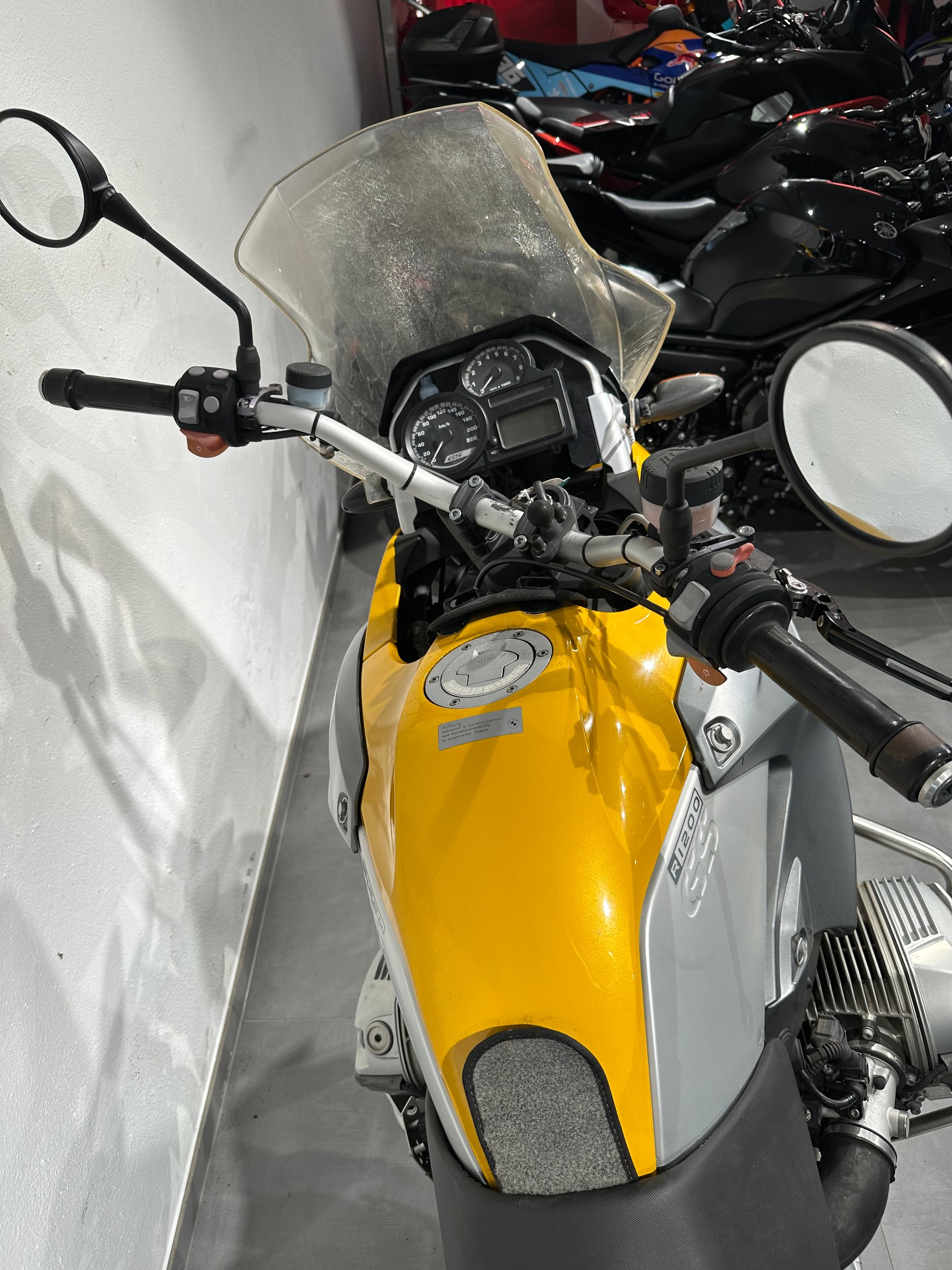 BMW R 1200 GS-showroom-element-3