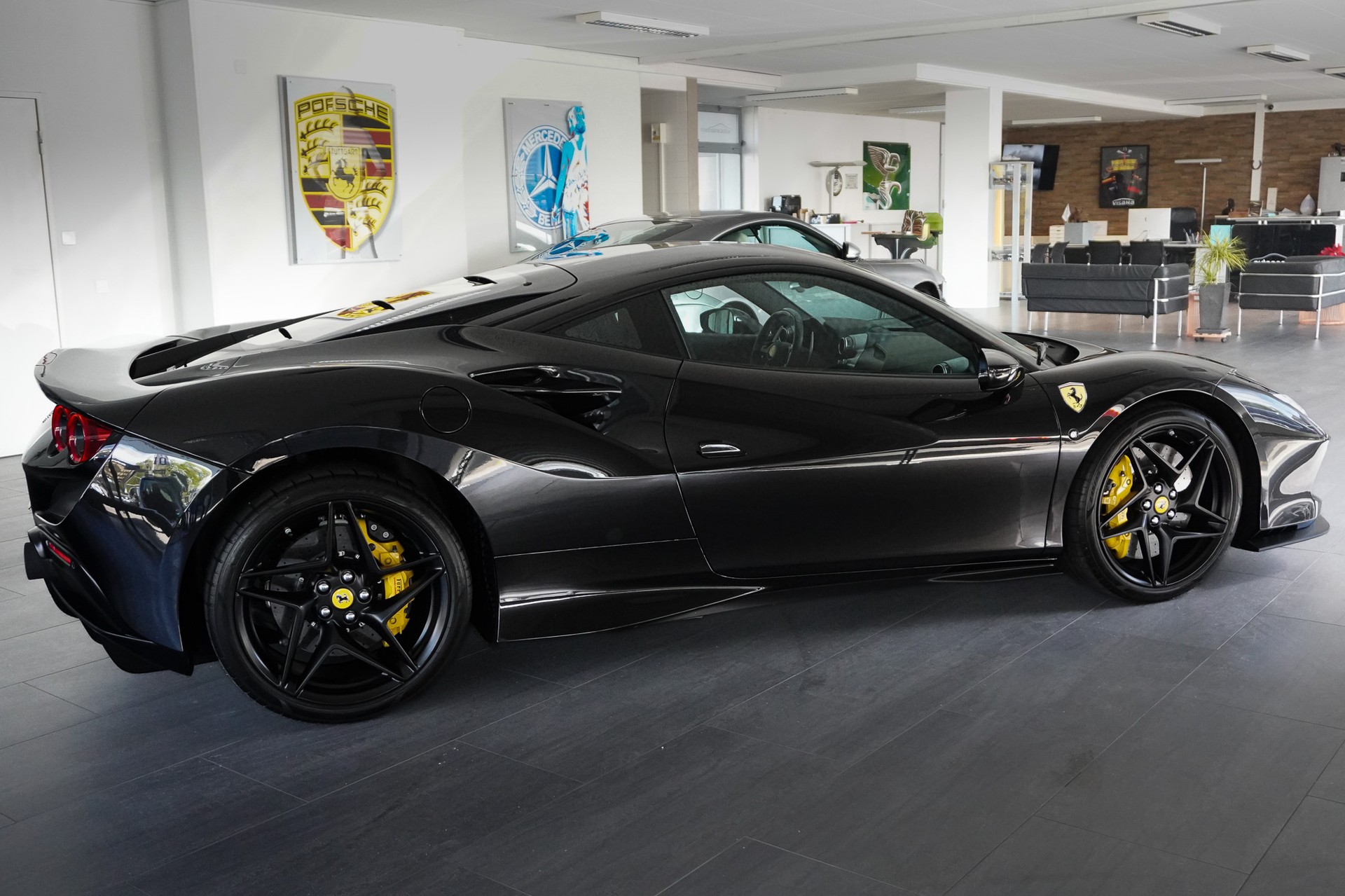 FERRARI F8 Tributo 'Power Garantie'-image-5