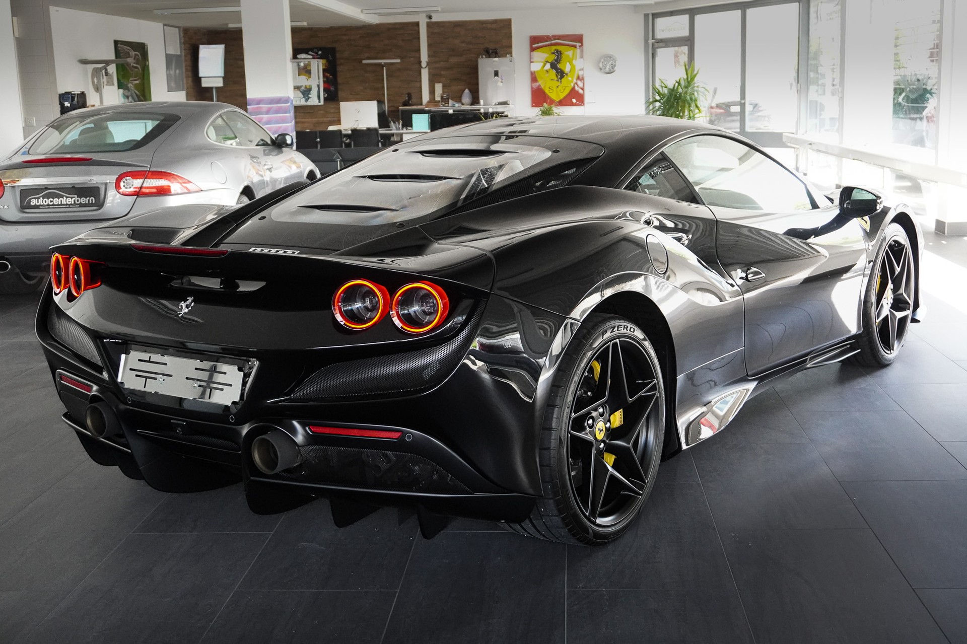 FERRARI F8 Tributo 'Power Garantie'-image-6