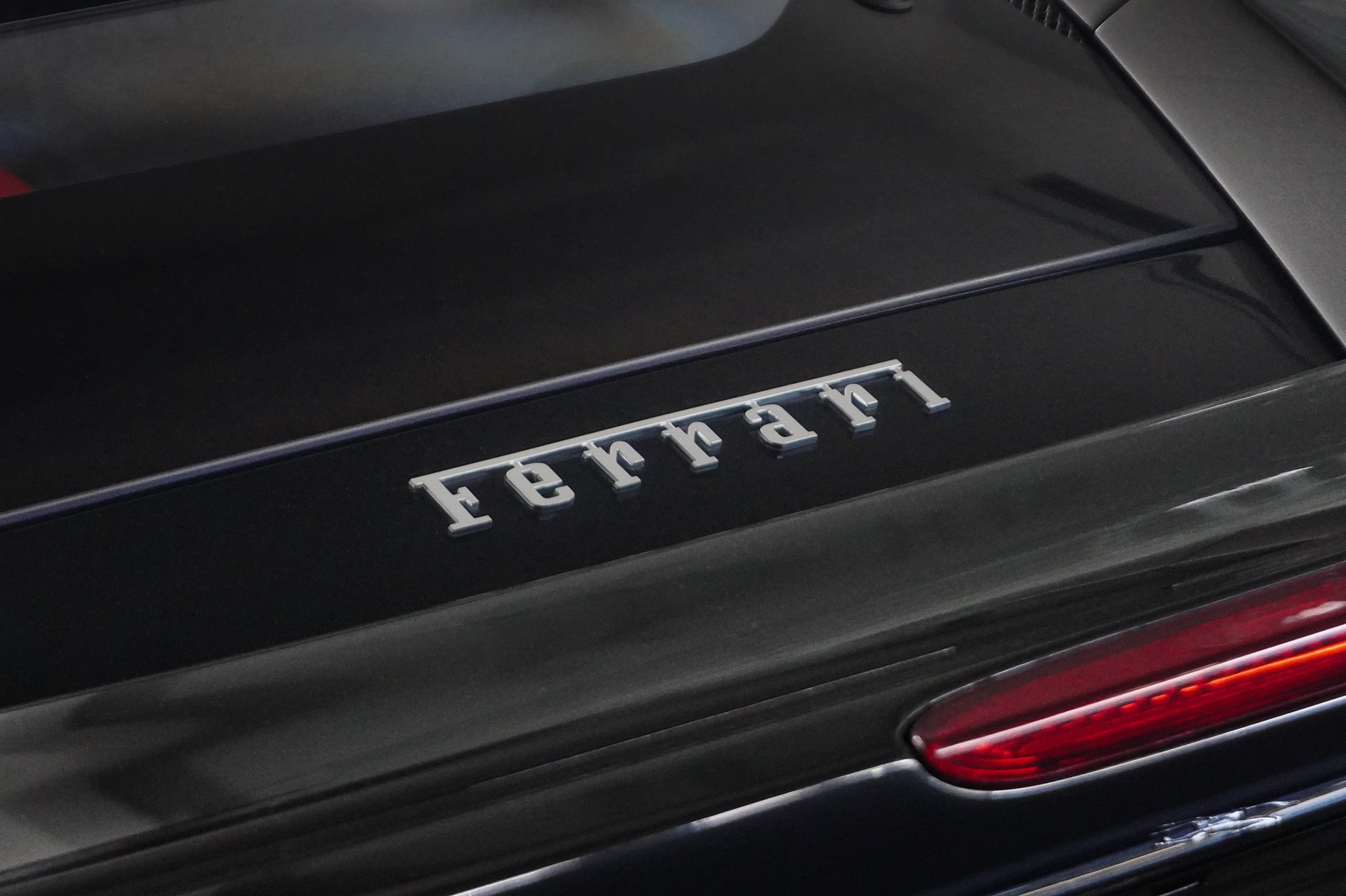 FERRARI F8 Tributo 'Power Garantie'-image-8