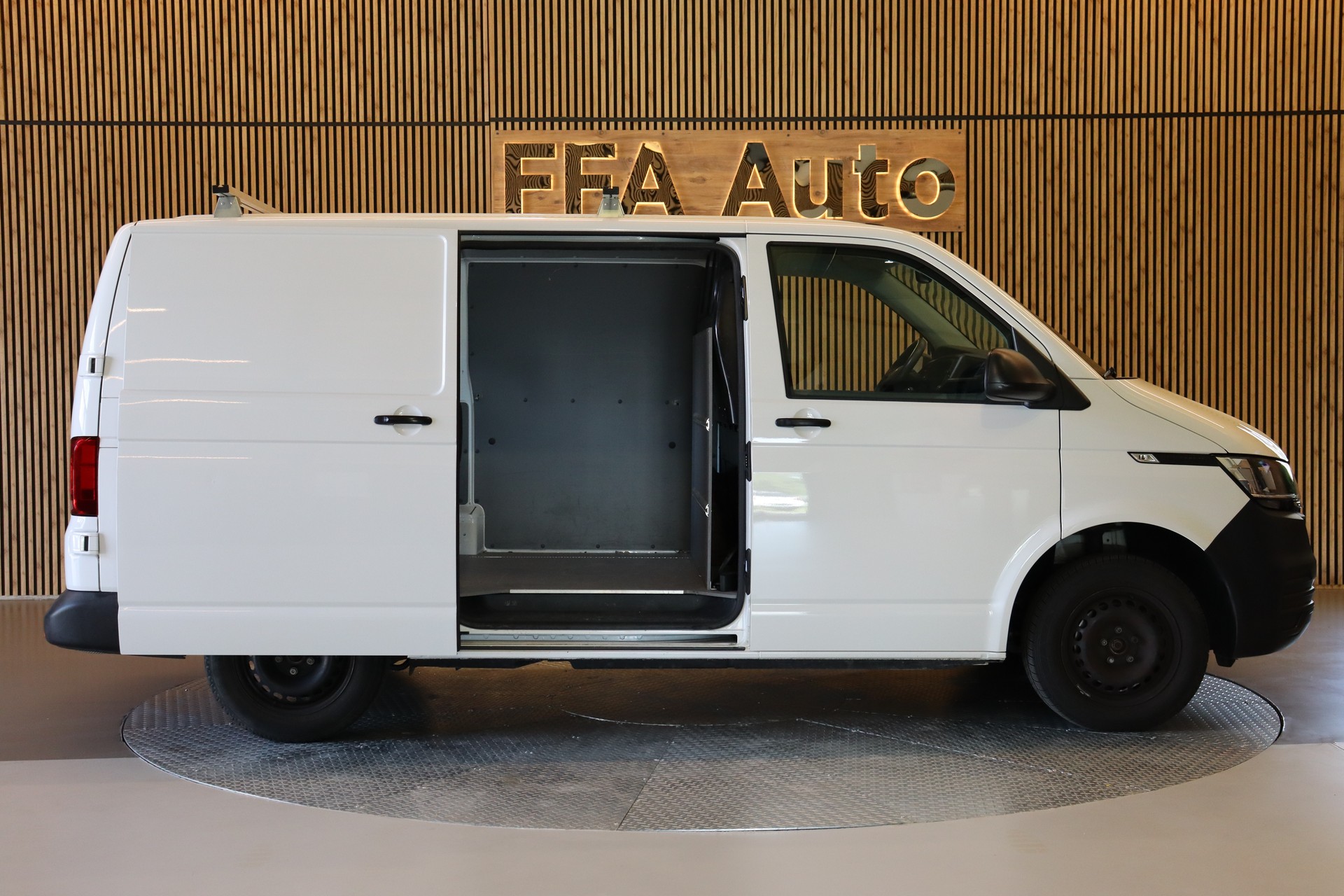 VW T6.1 Kaw. 3000 2.0 TDI 150-image-5