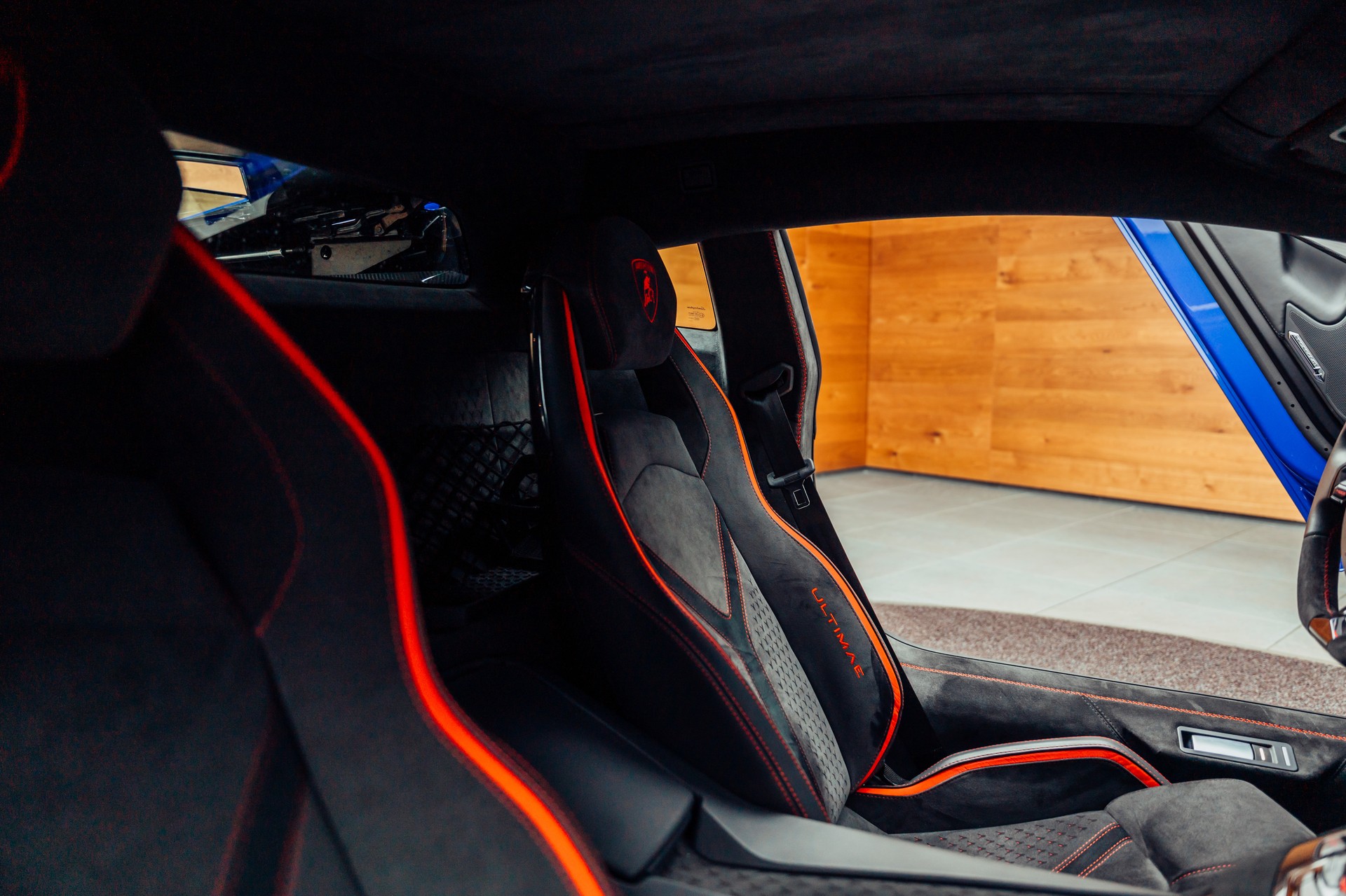 LAMBORGHINI Aventador LP780-4 Coupé E-Gear Ultimae-image-7
