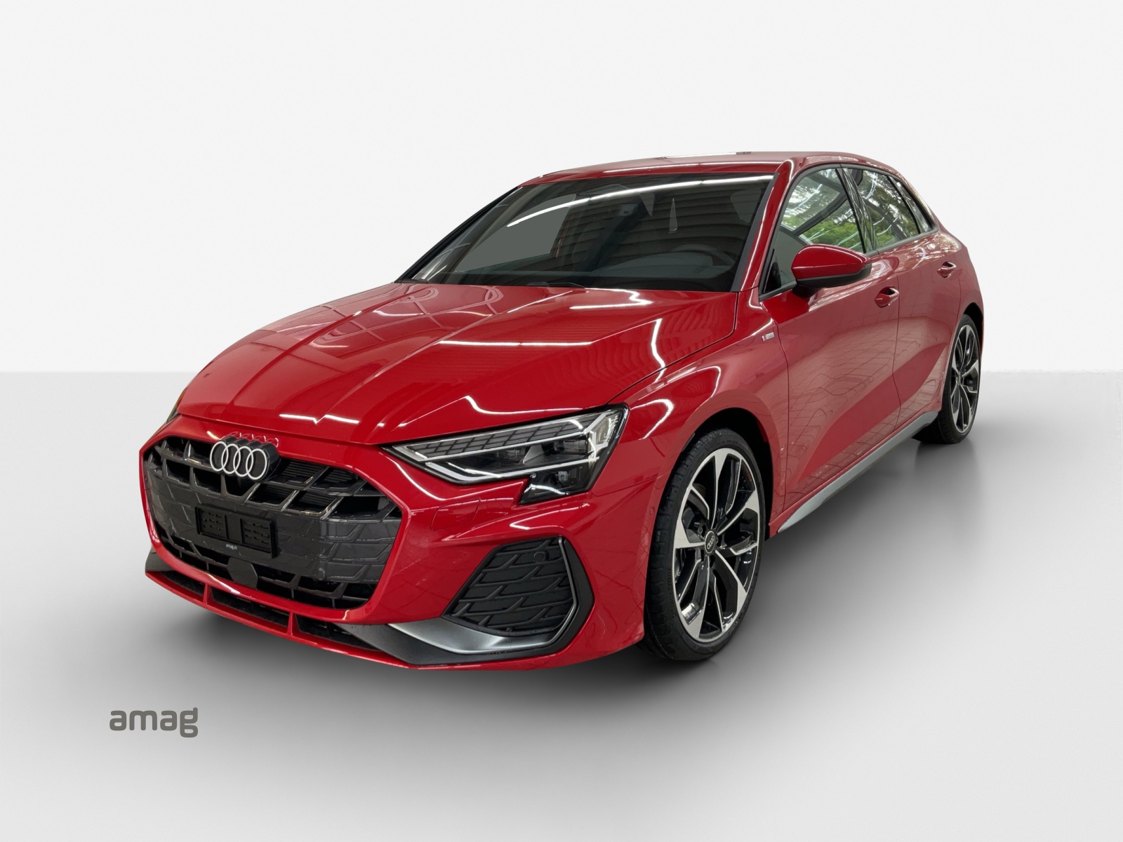 AUDI A3 Sportback TFSI 110 kW S line Attraction S tronic-image-0