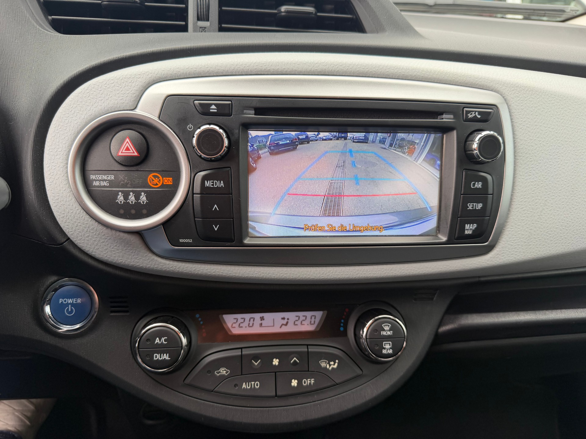 TOYOTA Yaris 1.5 VVT-i Hybrid Sol Premium CVT-image-17