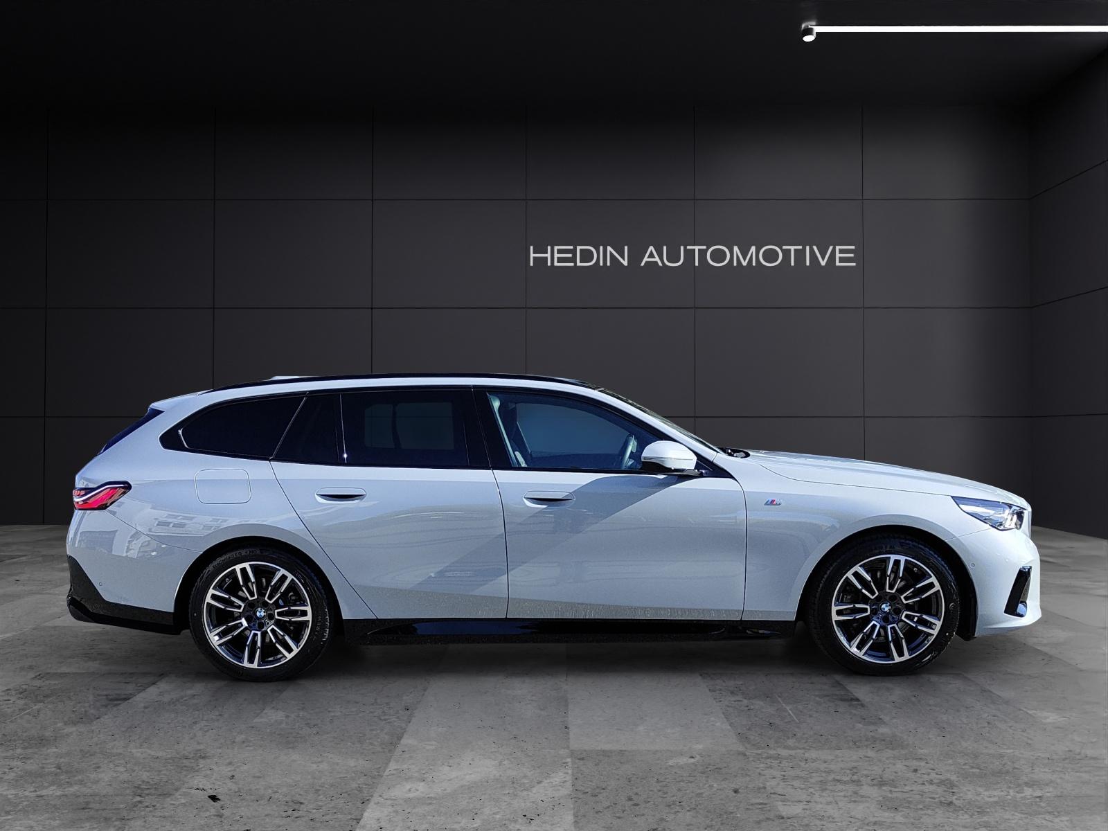 BMW 520d xDrive Touring-image-6